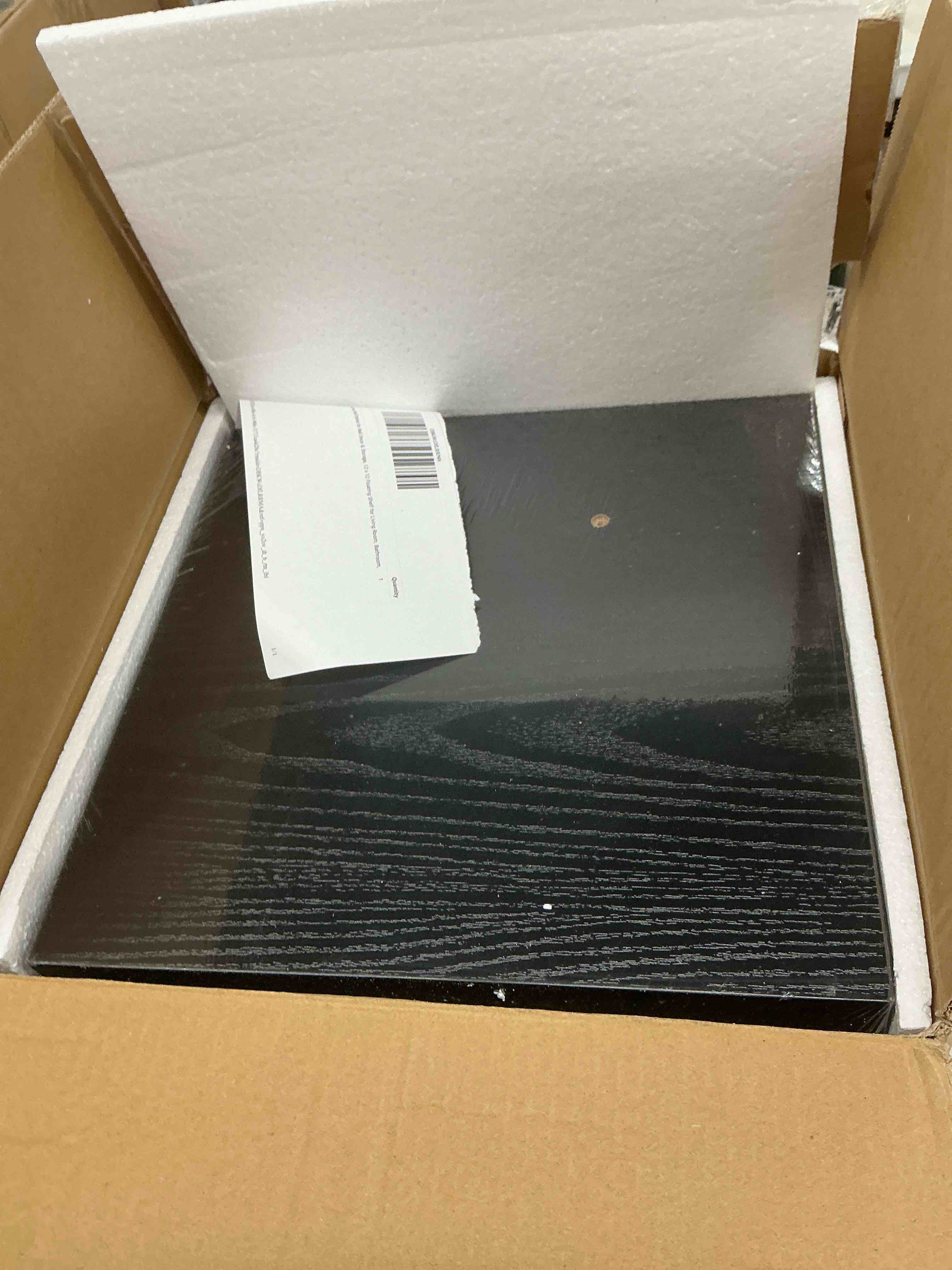 https://s3.amazonaws.com/lotting-images-prod/EmanualPiazza/GRA3820413_1777301618491.jpeg