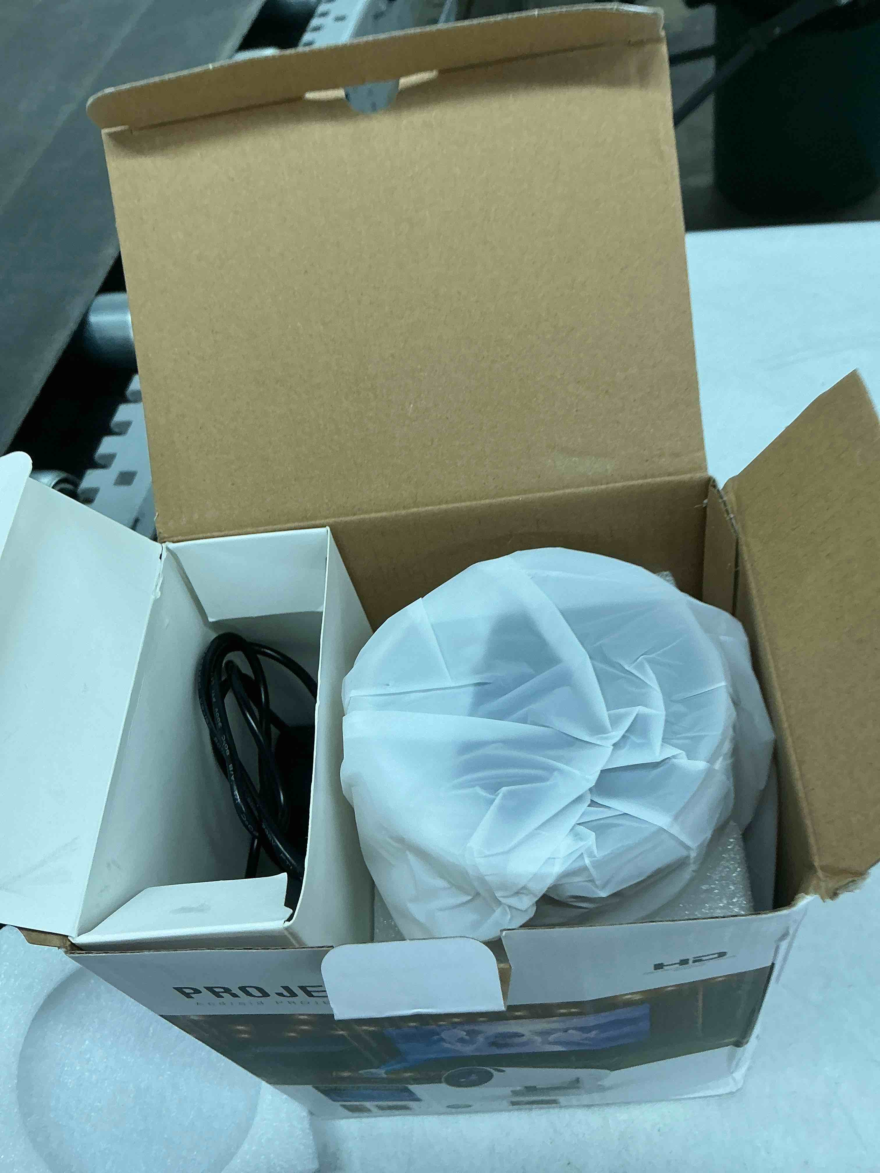 https://s3.amazonaws.com/lotting-images-prod/EmanualPiazza/GRA3821188_1777571552420.jpeg