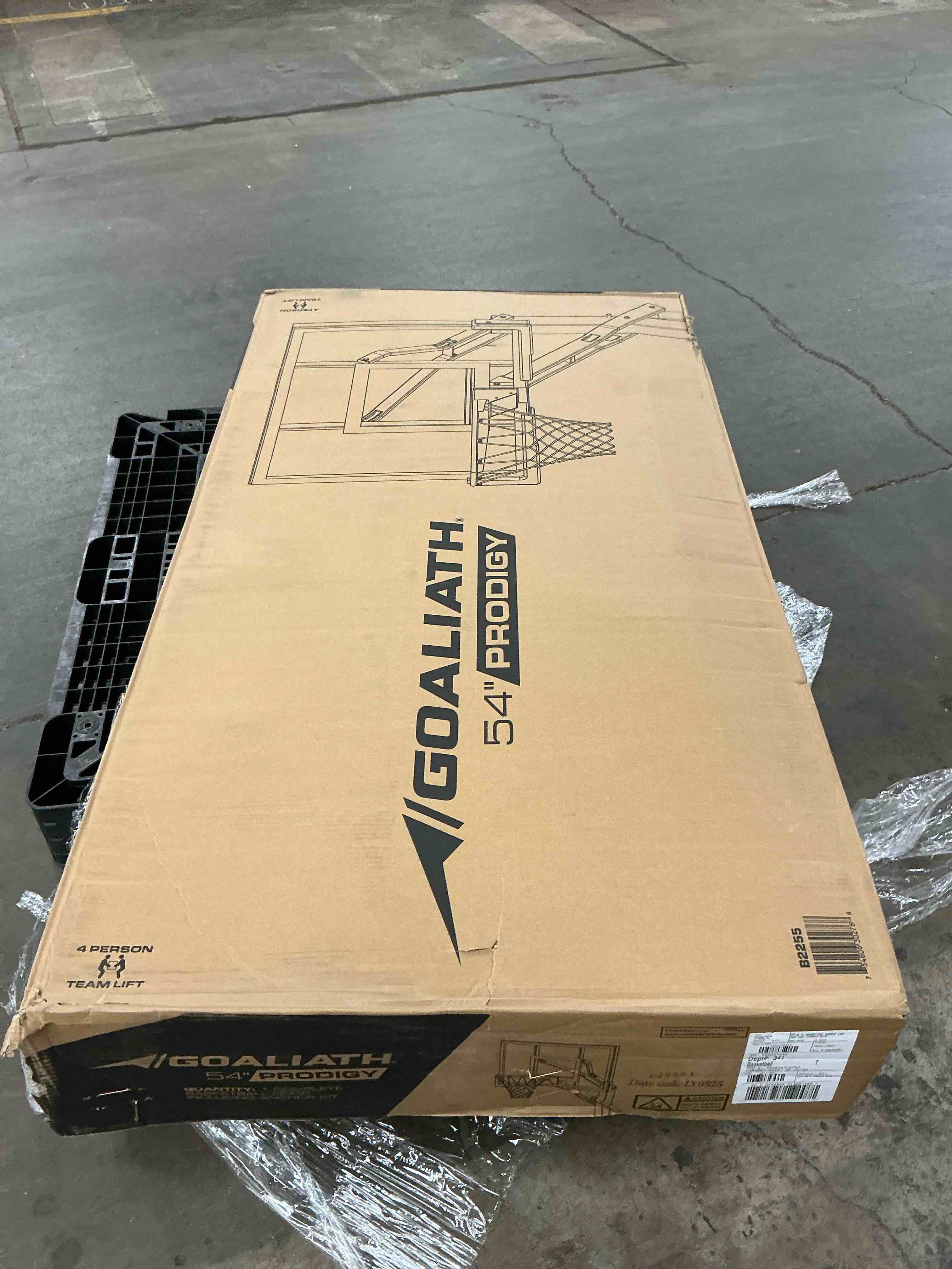 https://s3.amazonaws.com/lotting-images-prod/EmanualPiazza/GRA3821829_1777904445338.jpeg