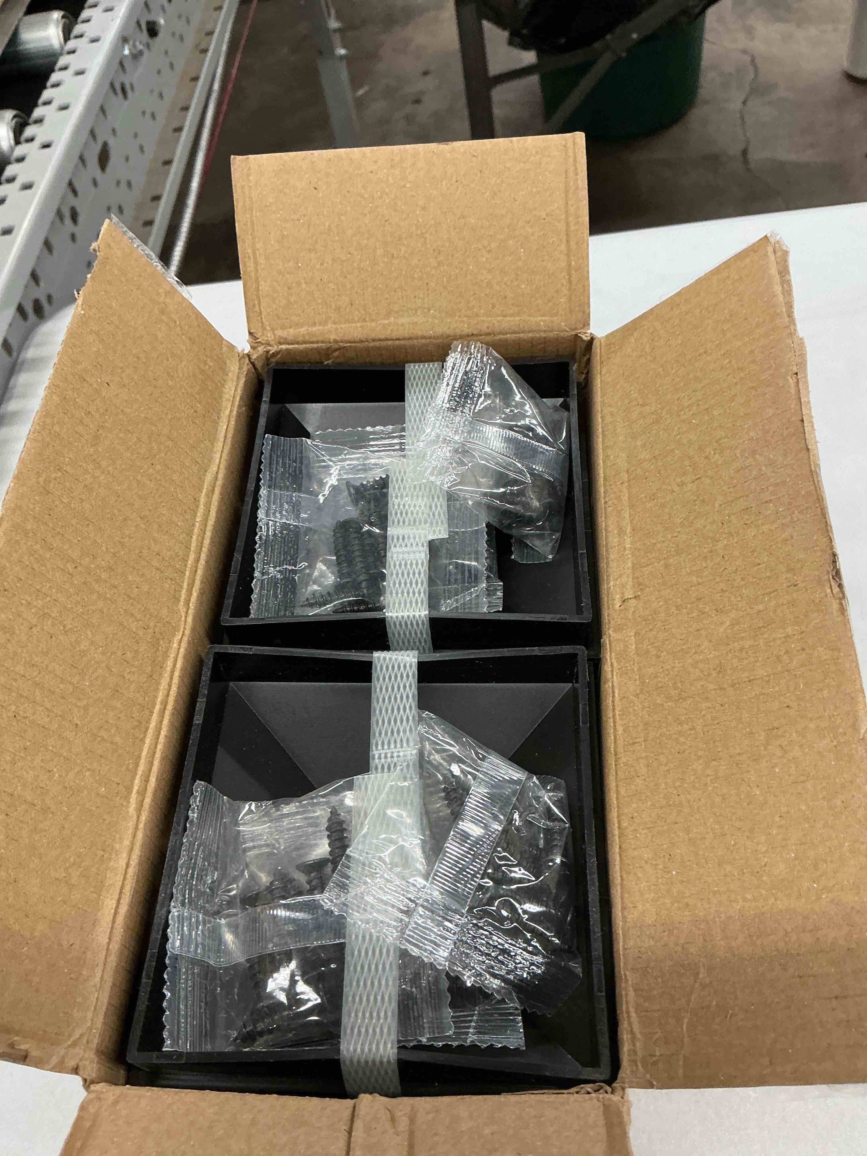 https://s3.amazonaws.com/lotting-images-prod/EmanualPiazza/GRA3823542_1775673535827.jpeg