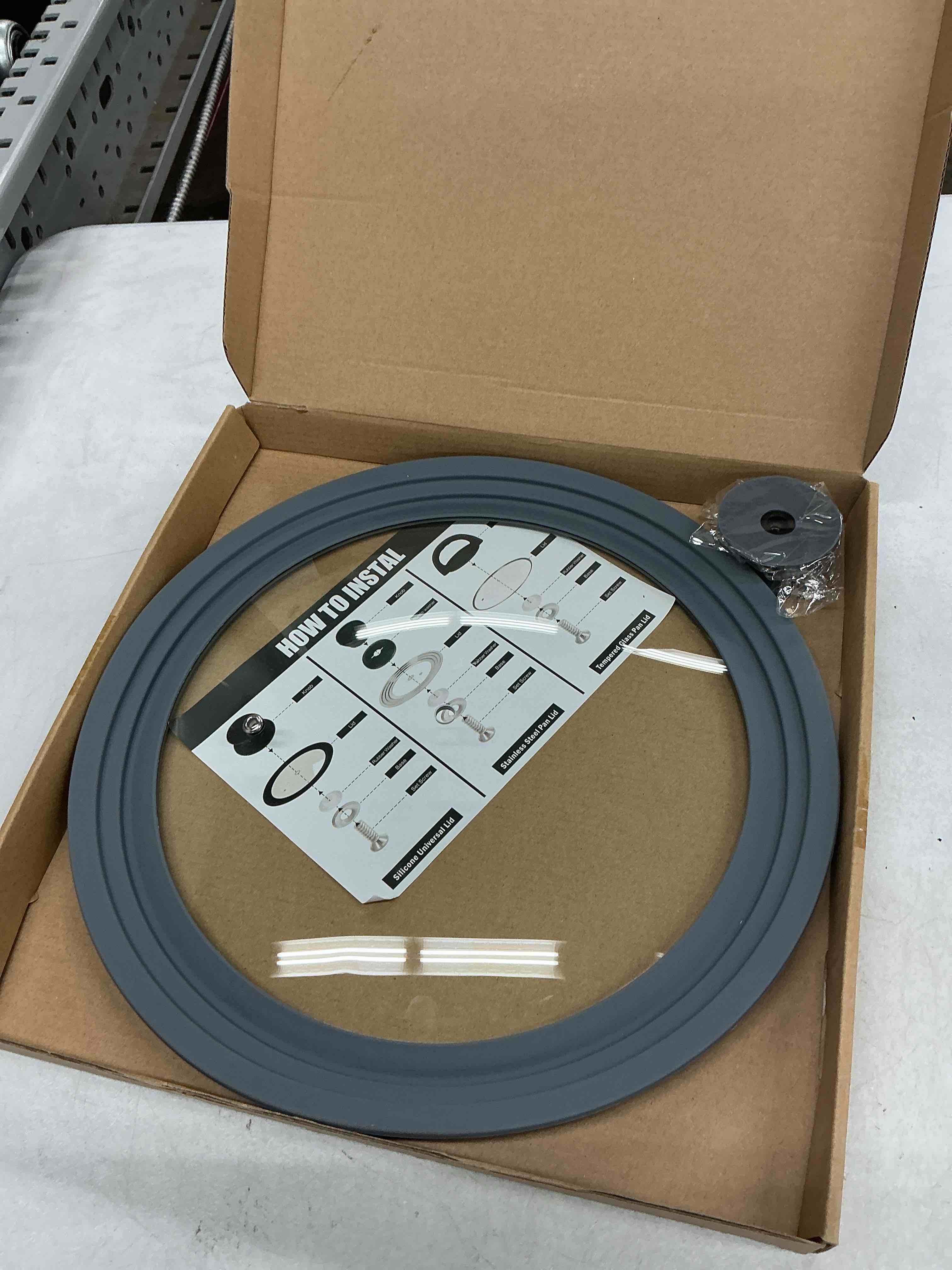 Condition photo showing New/Like New for universal lid for pots, pans, and skillets - silicone replacement pan lid fits 11", 12", 12.5" cookware - tempered glass pot lid cover for frying pans, cast iron, crockpot 11-12-12.5 inch
