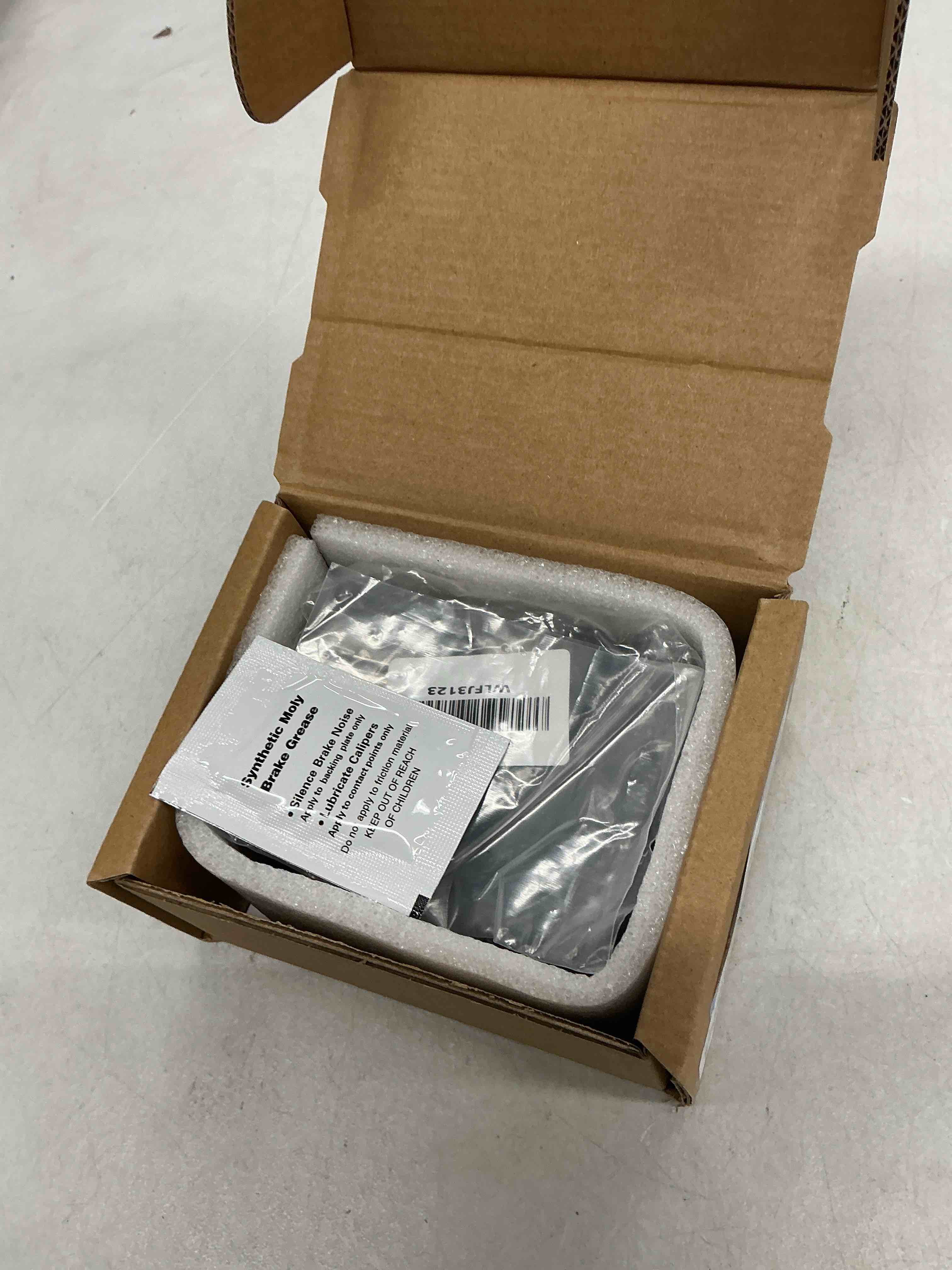 https://s3.amazonaws.com/lotting-images-prod/EmanualPiazza/GRA3824164_1775850074826.jpeg