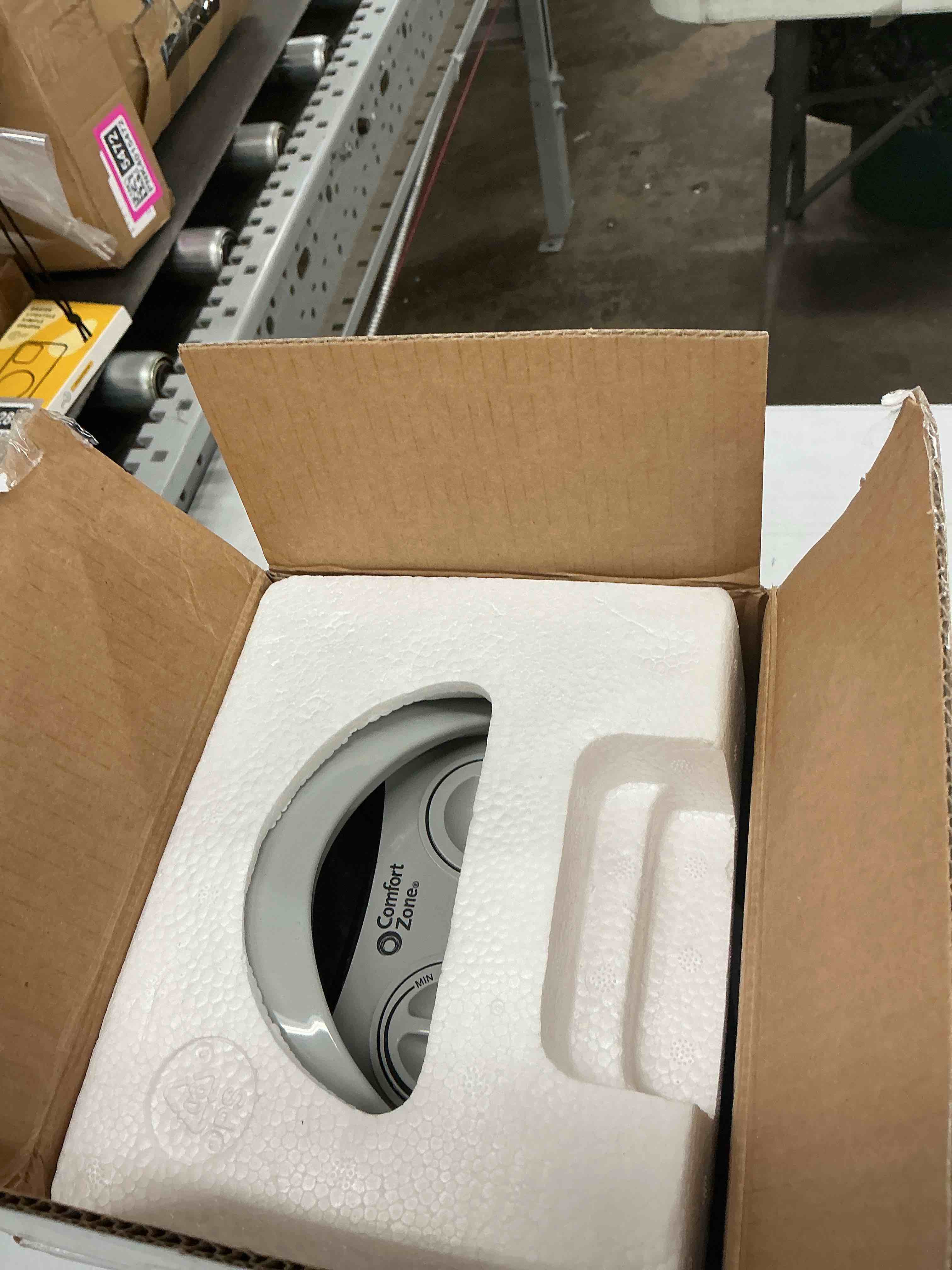 Condition photo showing Good Condition for comfort zone oscillating indoor space heater, portable, ceramic, electric, energy-efficient, adjustable thermostat, tip-over switch, overheat protection, ideal for home, bedroom, office, 1500w, cz449e gray 750/1,500-watt