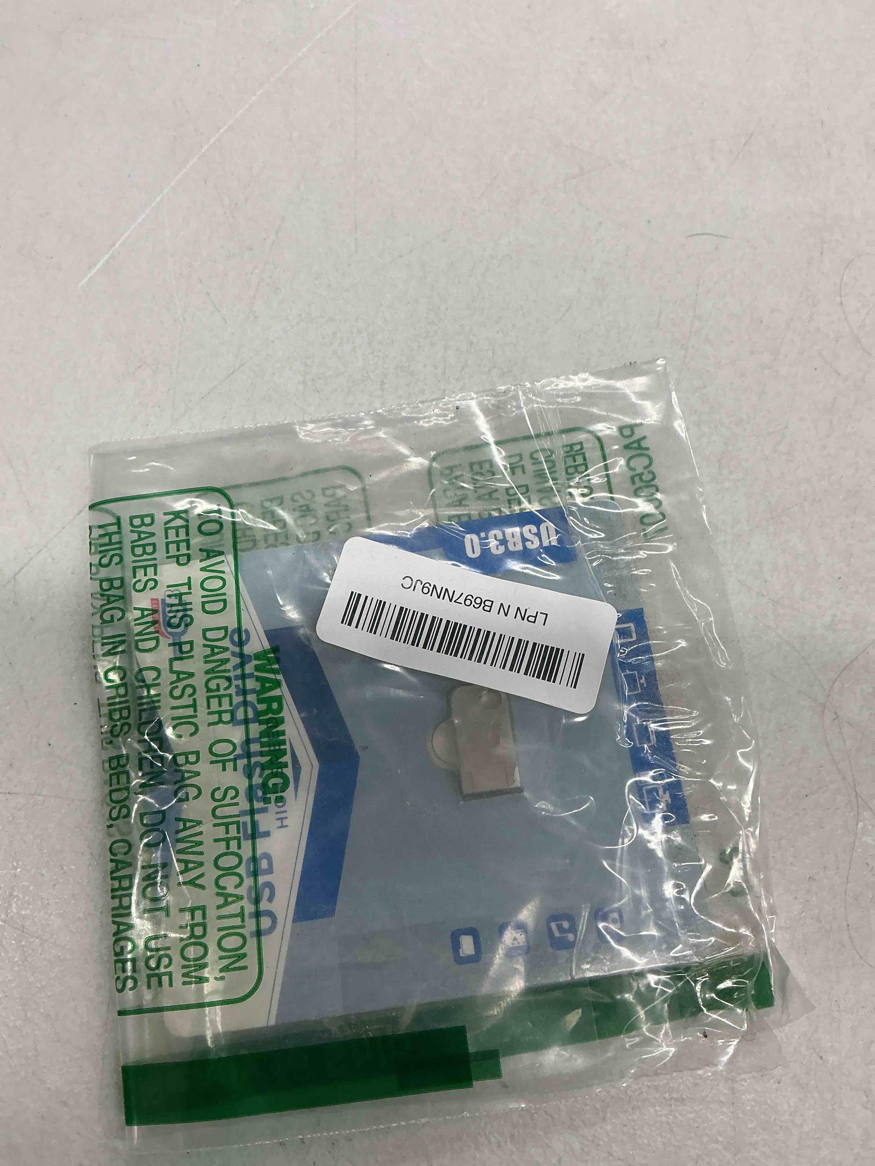 Condition photo showing Good Condition for 64gb usb3.0 stick,usb memory stick flash drive,portable thumb drive with keyhole,memoria usb,jump drive,suitable for laptops/computers 64gb silver