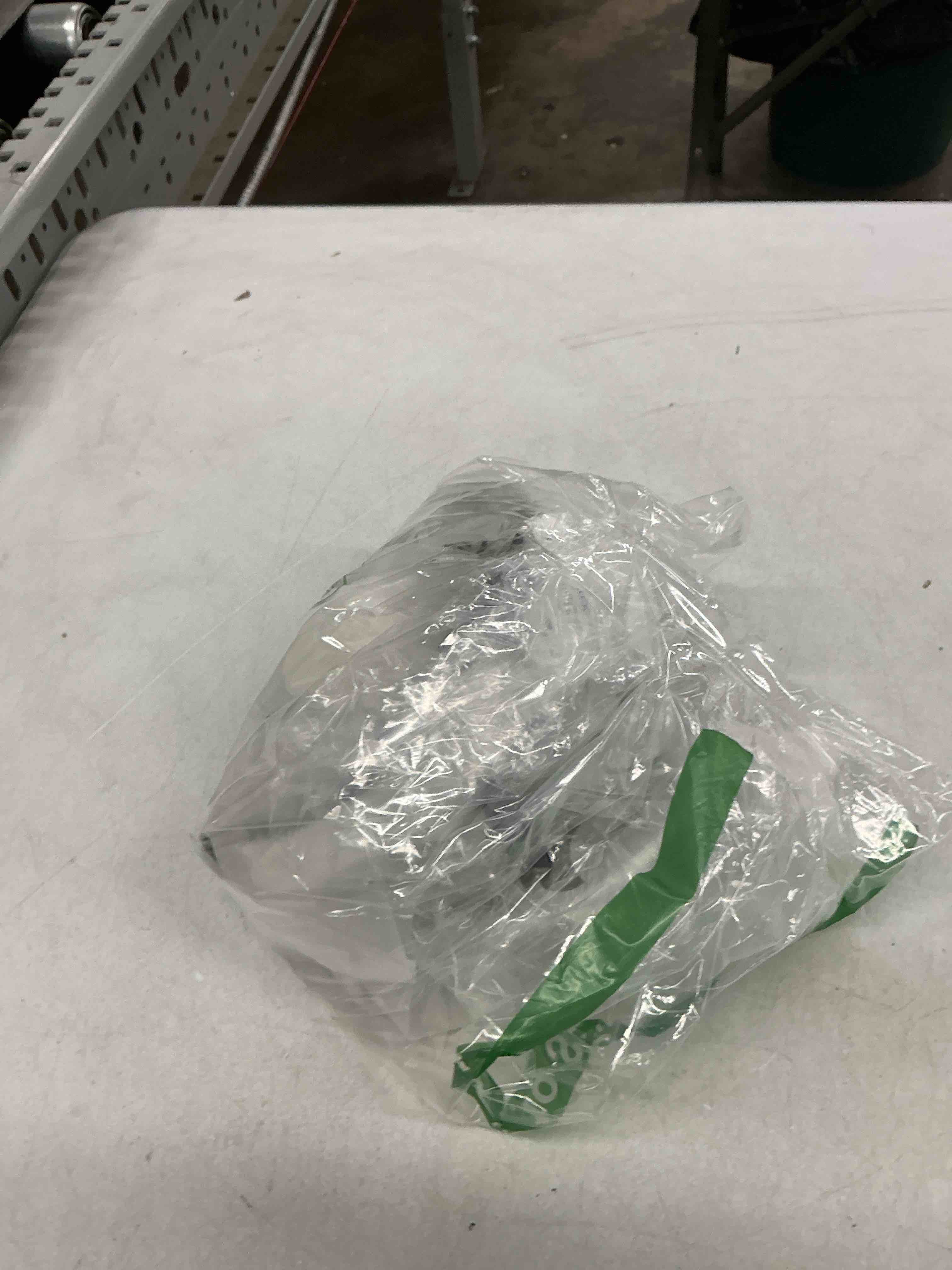 Condition photo showing Good Condition for dinictis softball face mask, lightweight, comfortable, with wide field vision, durable and safe face guards, premium protective softball fielder's mask