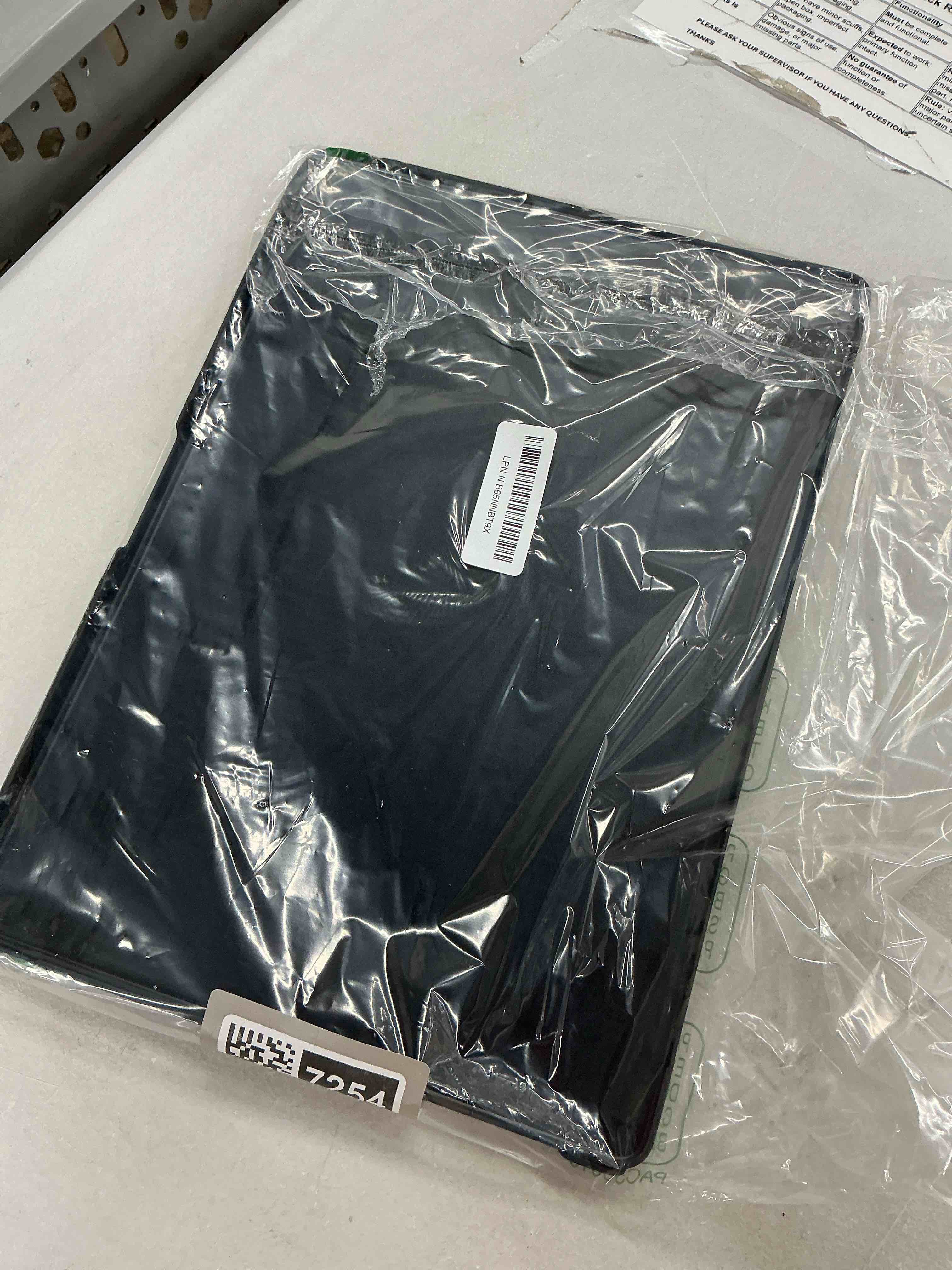 Condition photo showing Good Condition for blueswan anti-cracking hard shell case for macbook pro 16 inch, m5 2026-2021 release m4 m3 m2 m1 pro/max chip, scratch resistant & drop-protection soft tpu bumper, frosted black