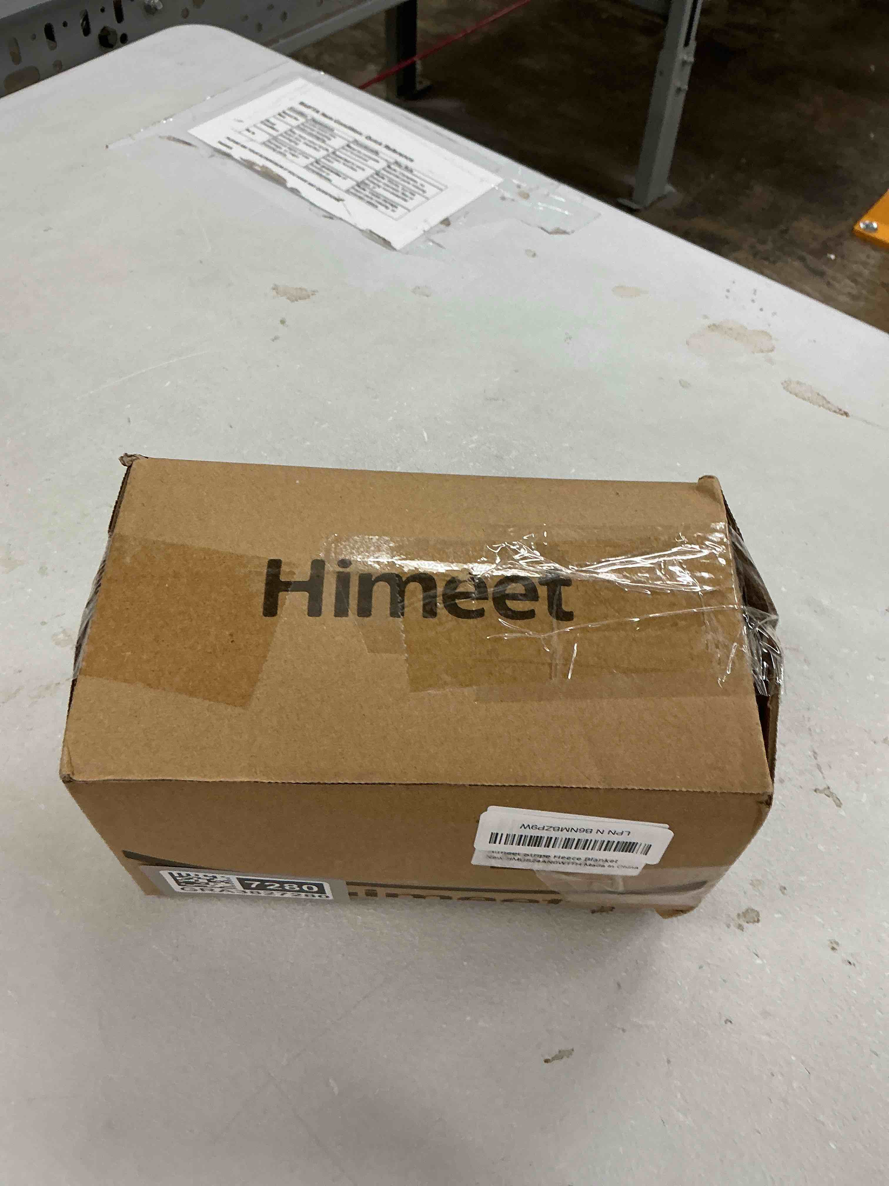 Condition photo showing Good Condition for off white throw blanket for couch - 300gsm soft cozy blankets, cute small lightweight fleece throws, birthday gifts, home dorm decor, off white, 50x60 inches