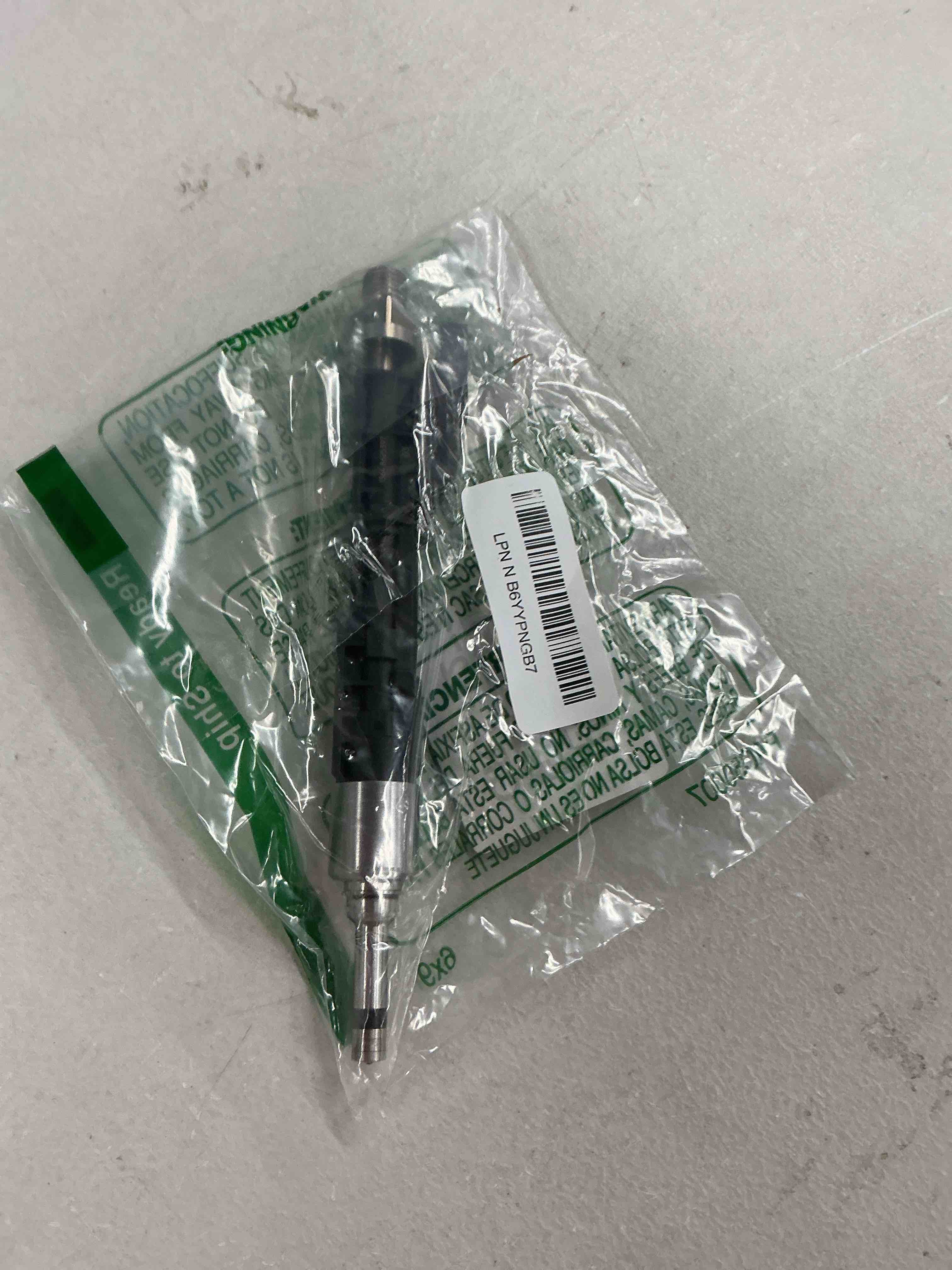 Condition photo showing Good Condition for motoforti no.13647639994 fuel injector injection nozzle, for bmw 320i 328i 2.0t 2013-2016 for bmw 335i 3.0t 2014-2015 for bmw 428i 2.0t 2014-2016