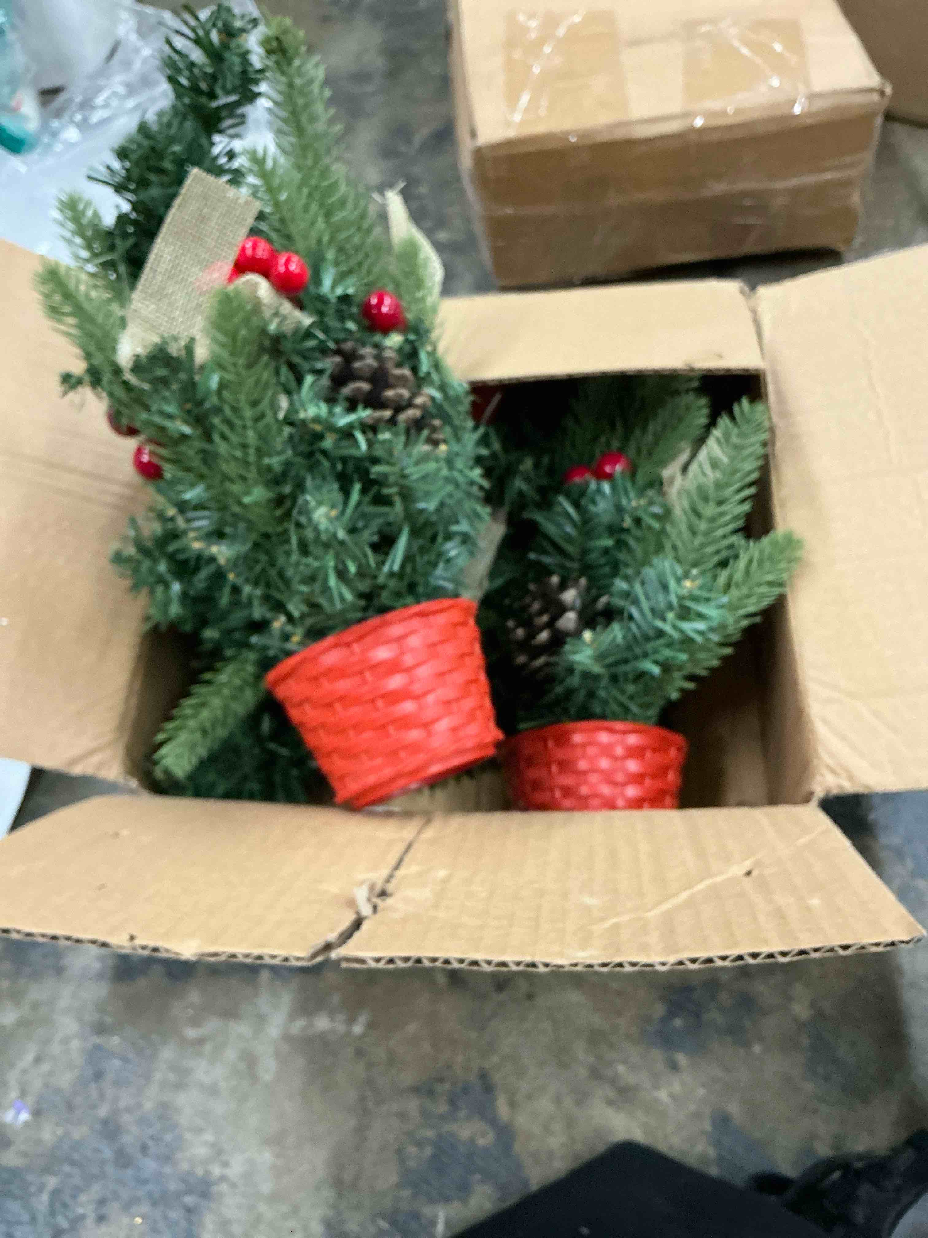 Condition photo showing Good Condition for boing christmas tree decorations, 30cm, red