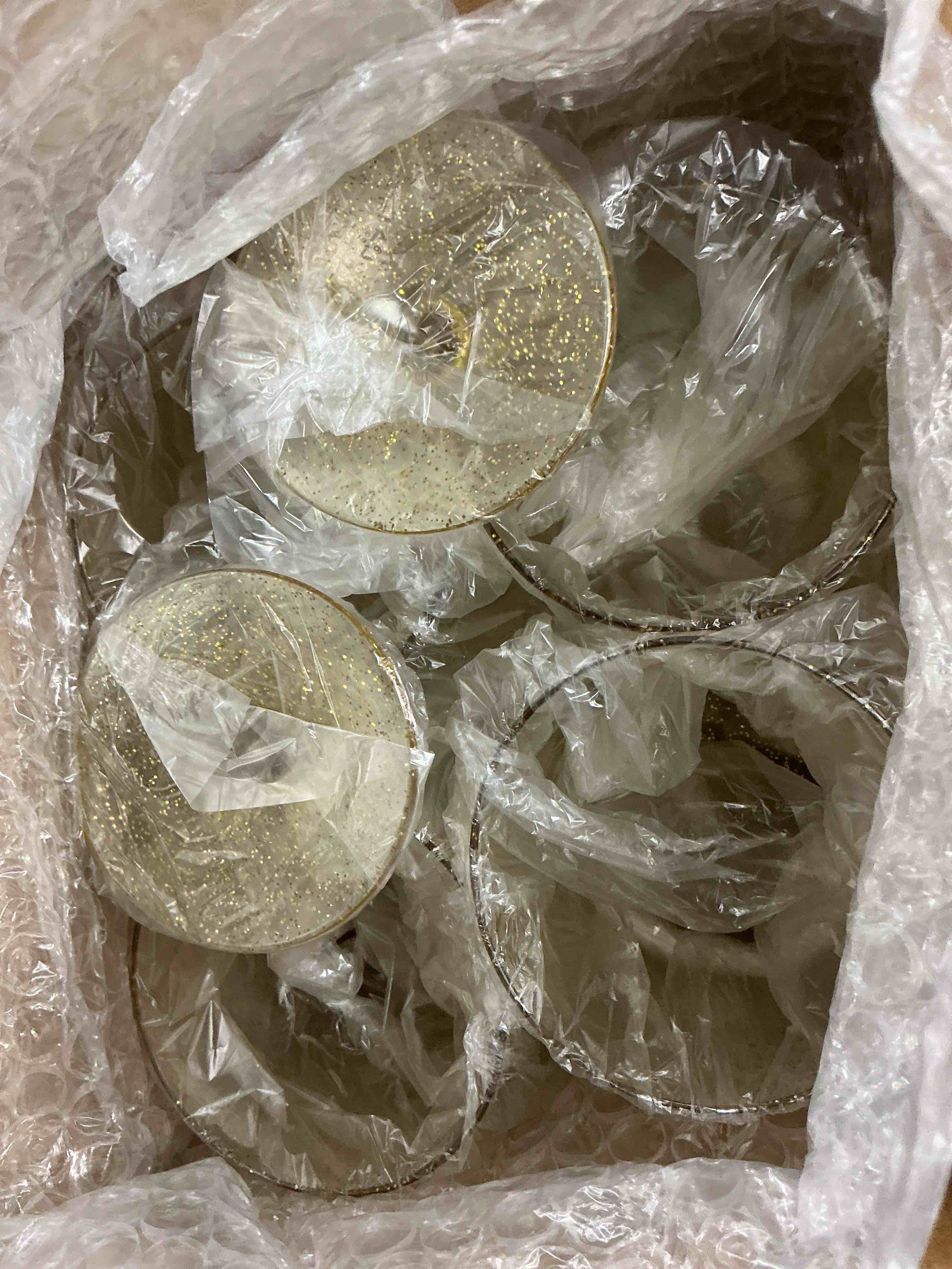 Condition photo showing Good Condition for ciaell 6 pack gold plastic wine glasses - 10 oz disposable glasse with stem - disposable wine glasses perfect for parties & weddings & poolside & outdoors & camping gold glitter