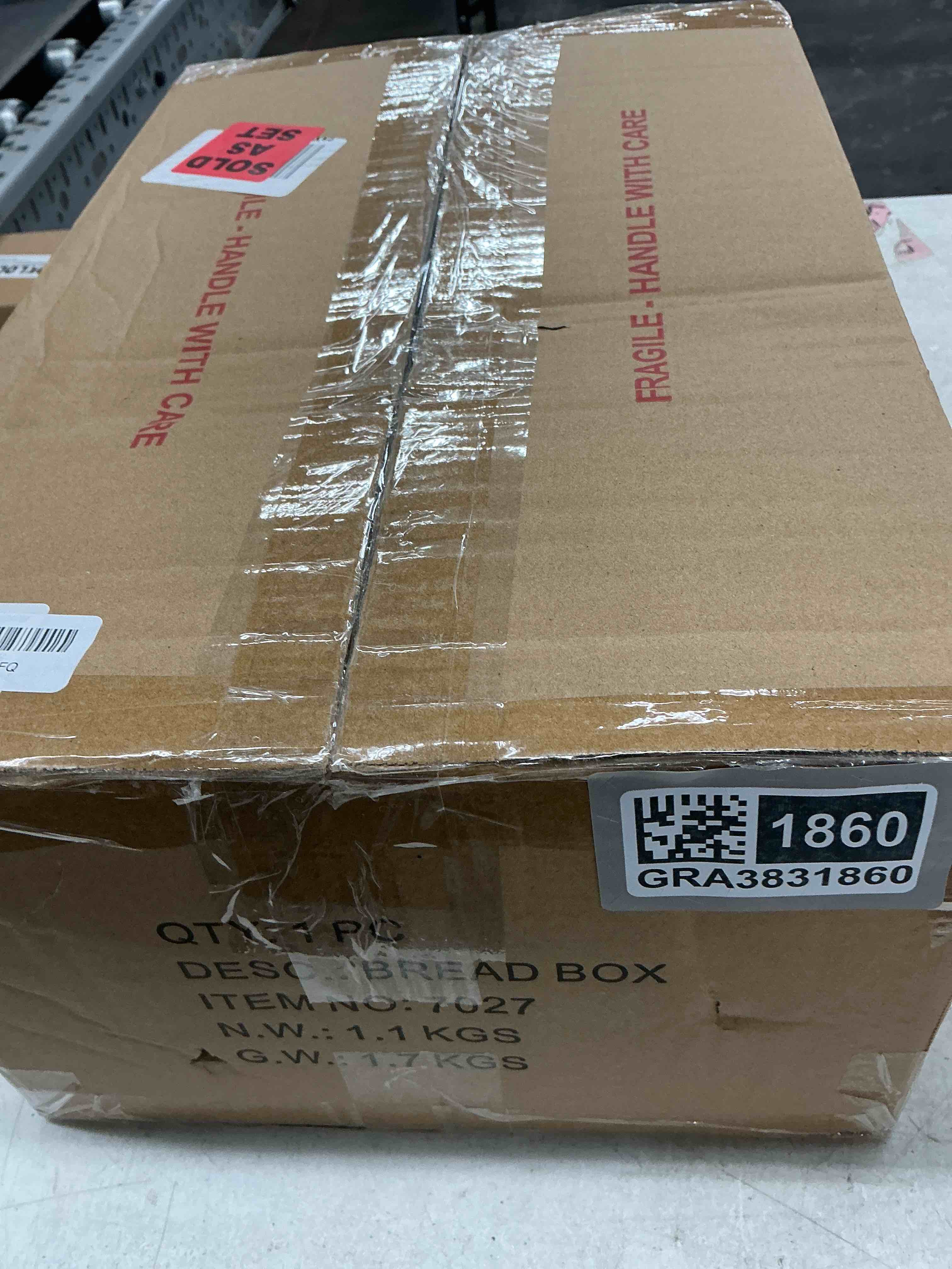 Condition photo showing Good Condition for oggi stainless steel roll top bread box for kitchen countertop with stainless steel lid - fits multiple large loaves of bread and other freshly baked goods including cookies, bagels, muffins