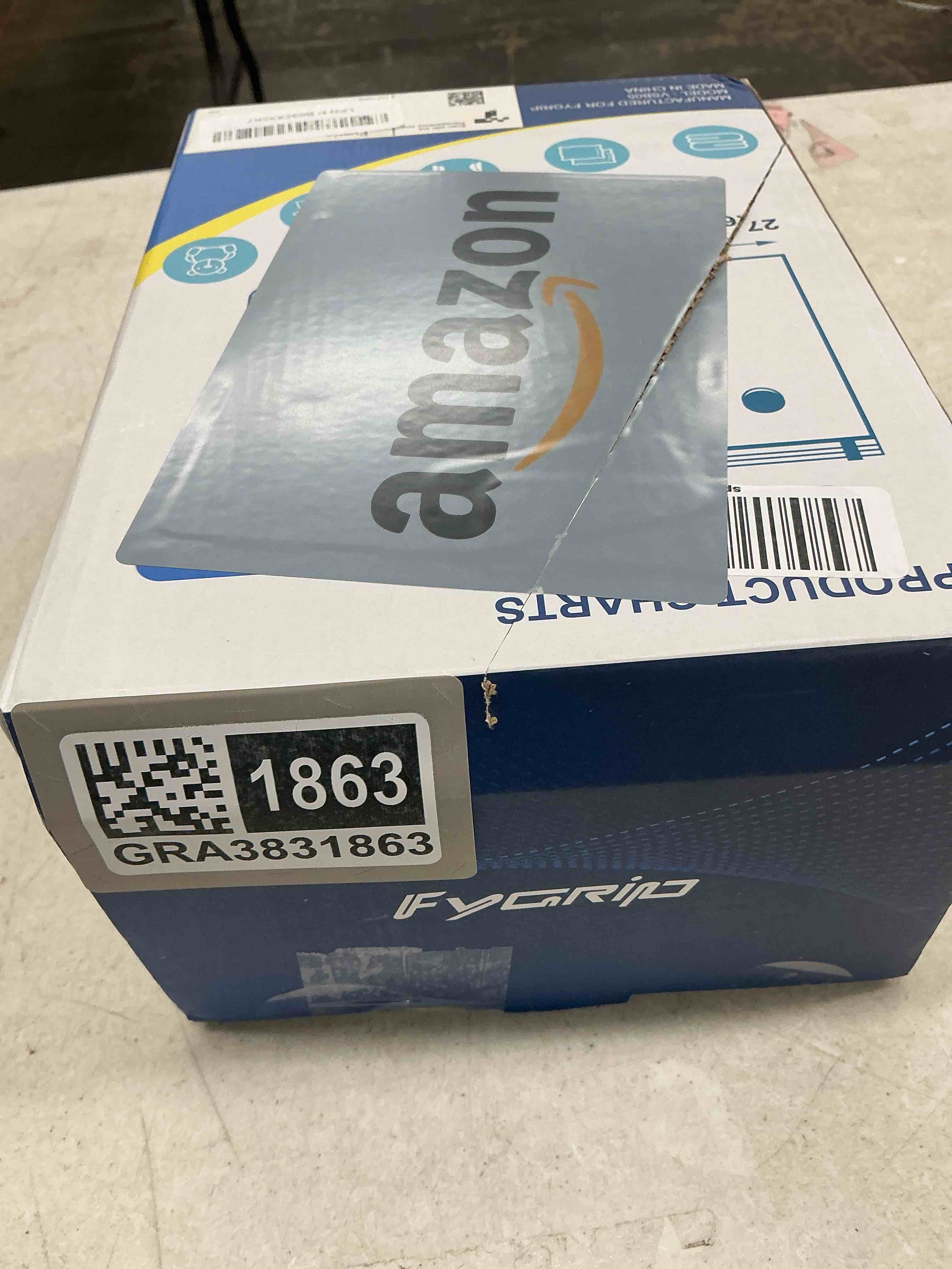 Condition photo showing Good Condition for vacuum storage bags with hand pump, plastic packaging bags, 80% space saver vacuum seal bags for clothing, travel lugggage, blankets, comforters, 10 jumbo