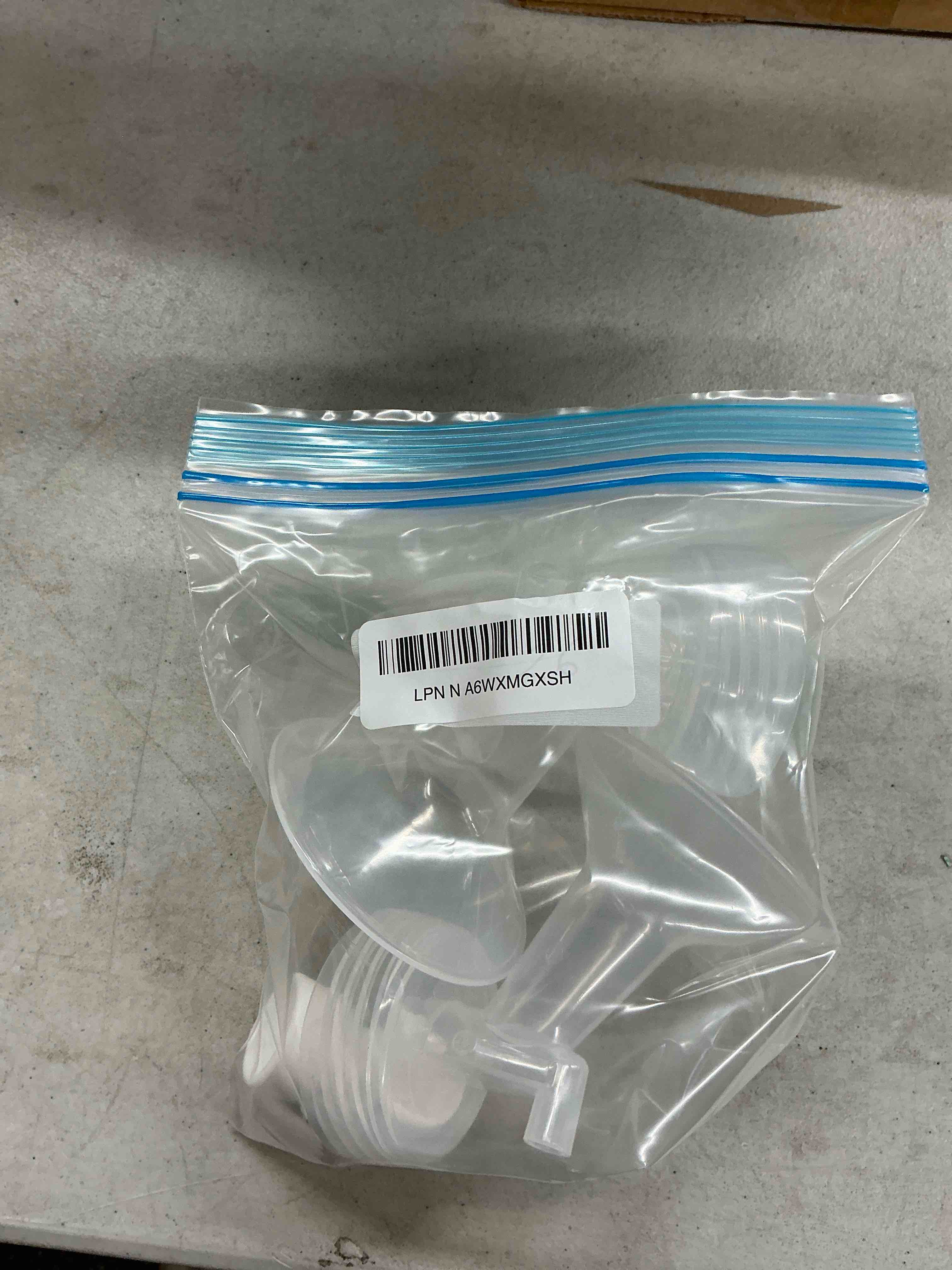 Condition photo showing Good Condition for 26mm flange and duckbill valve compatible with spectra s1 s2 9 plus breastpump replacement to pump parts, not original, replace accessories.