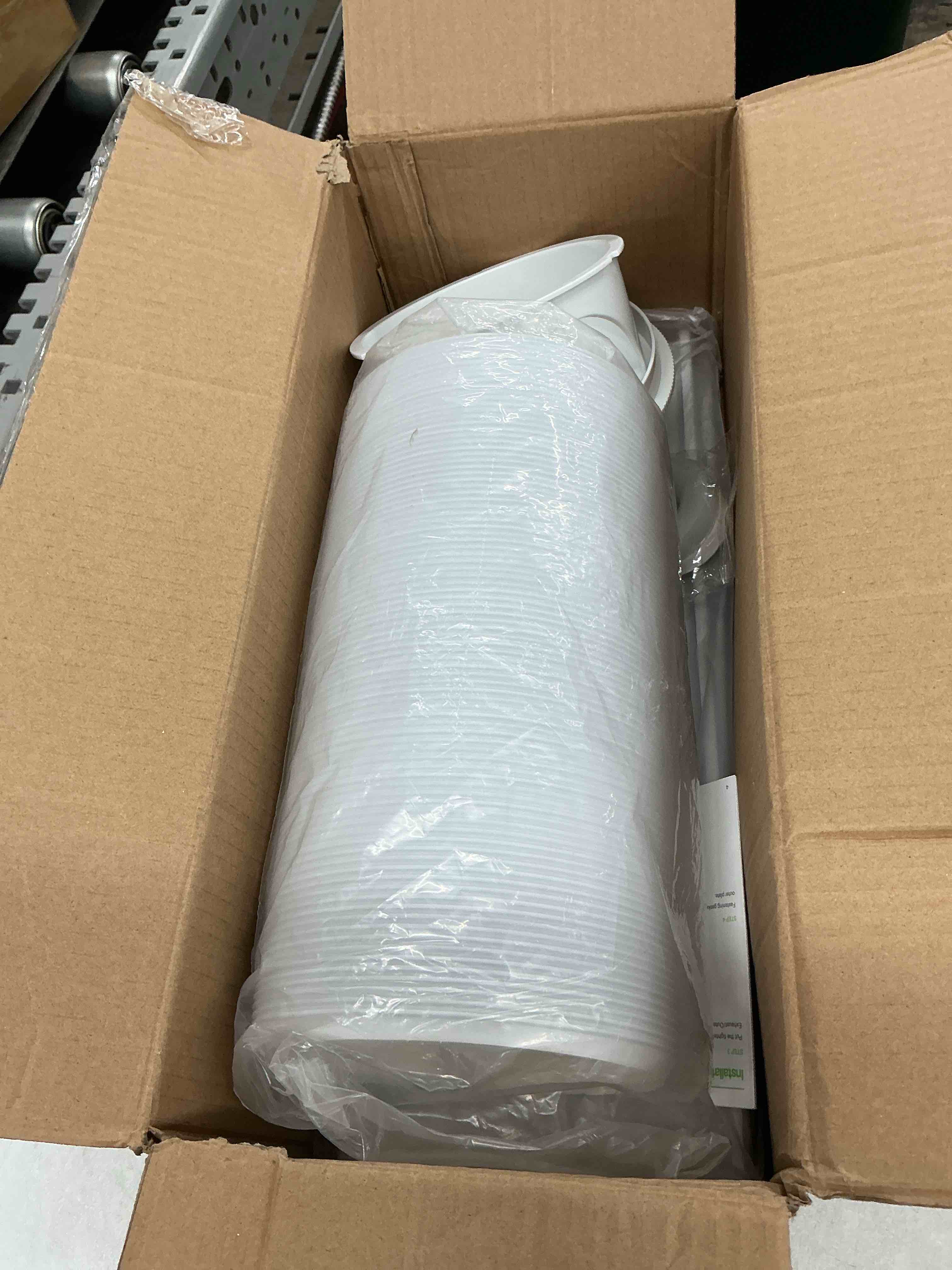 Condition photo showing Good Condition for vivosun portable ac sliding door vent kit, 16.9"/21.2"-88.6" length adjustable, fits 5.1" & 5.9" exhaust hose for sliding doors or windows, 5.9” exhaust hose included max 88.6" length - with hose