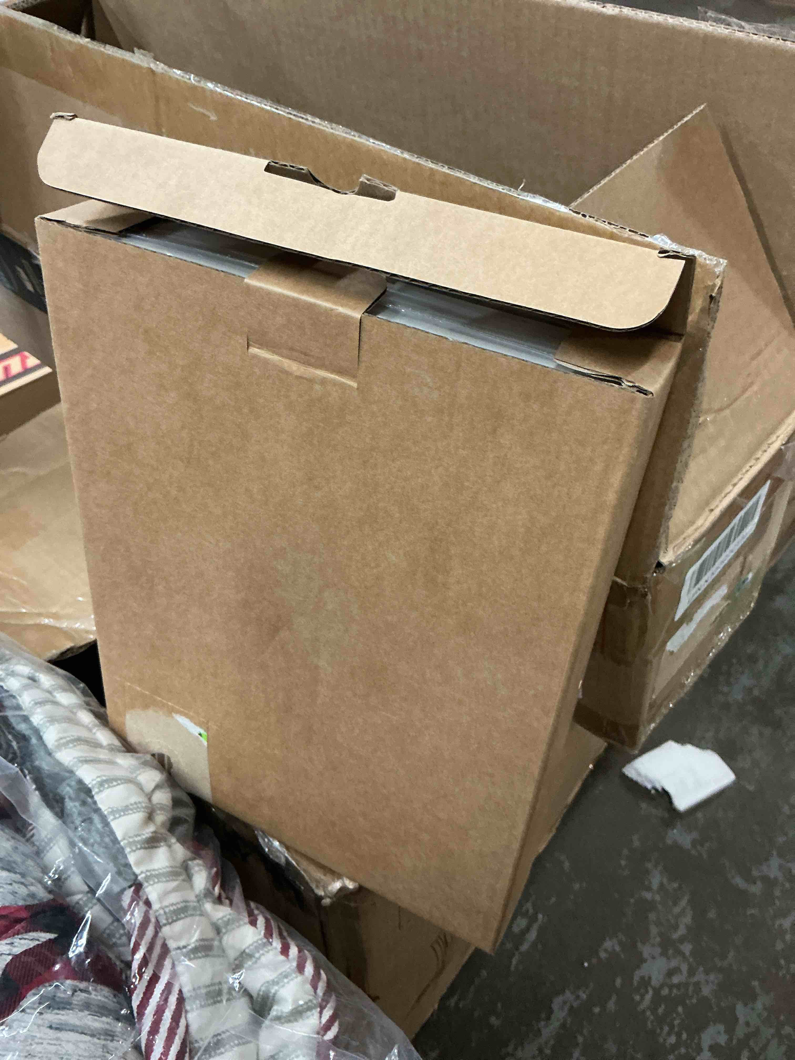 https://s3.amazonaws.com/lotting-images-prod/EmanualPiazza/GRA4370550_1776693480579.jpeg