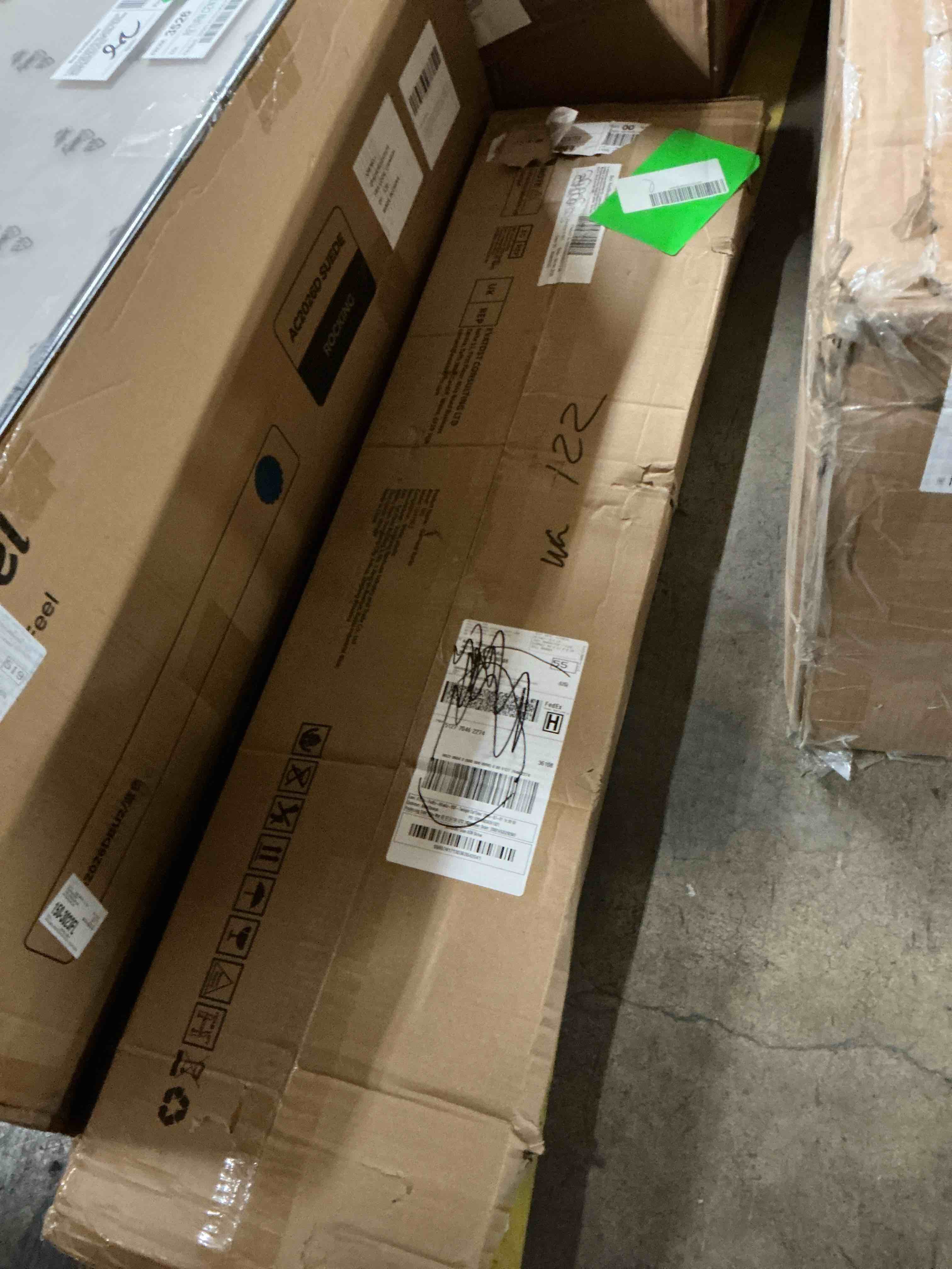 https://s3.amazonaws.com/lotting-images-prod/EmanualPiazza/GRA4370820_1777905405494.jpeg