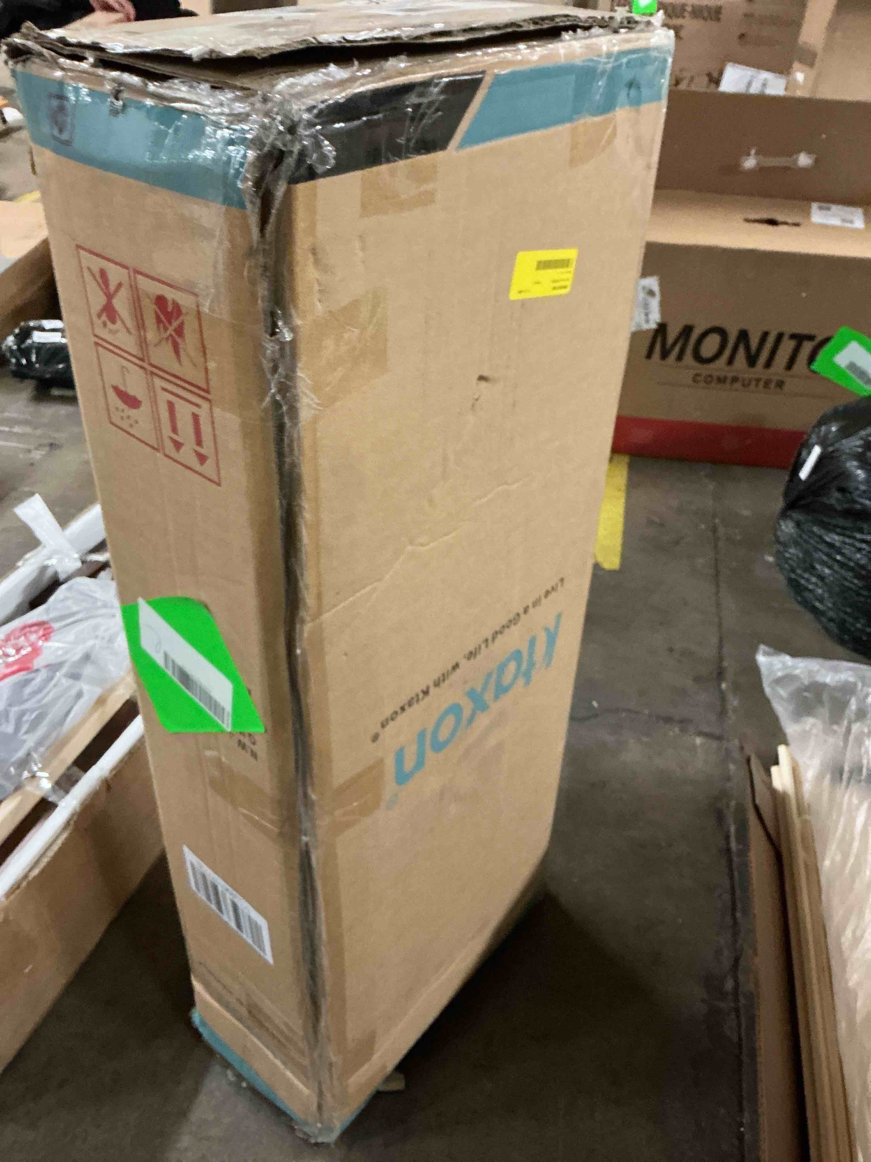 https://s3.amazonaws.com/lotting-images-prod/EmanualPiazza/GRA4370826_1777903797761.jpeg