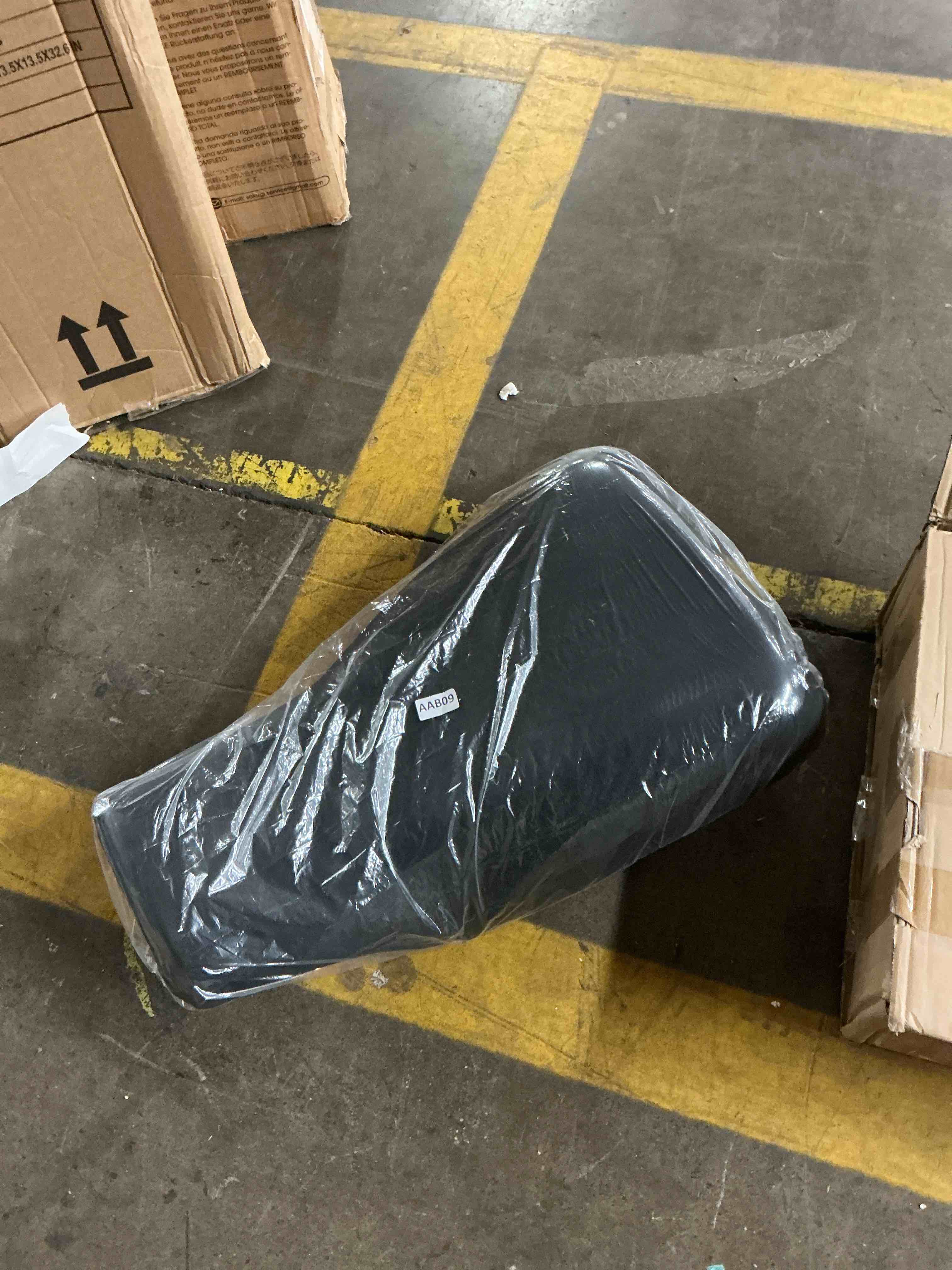 https://s3.amazonaws.com/lotting-images-prod/EmanualPiazza/GRA4371113_1778611761699.jpeg