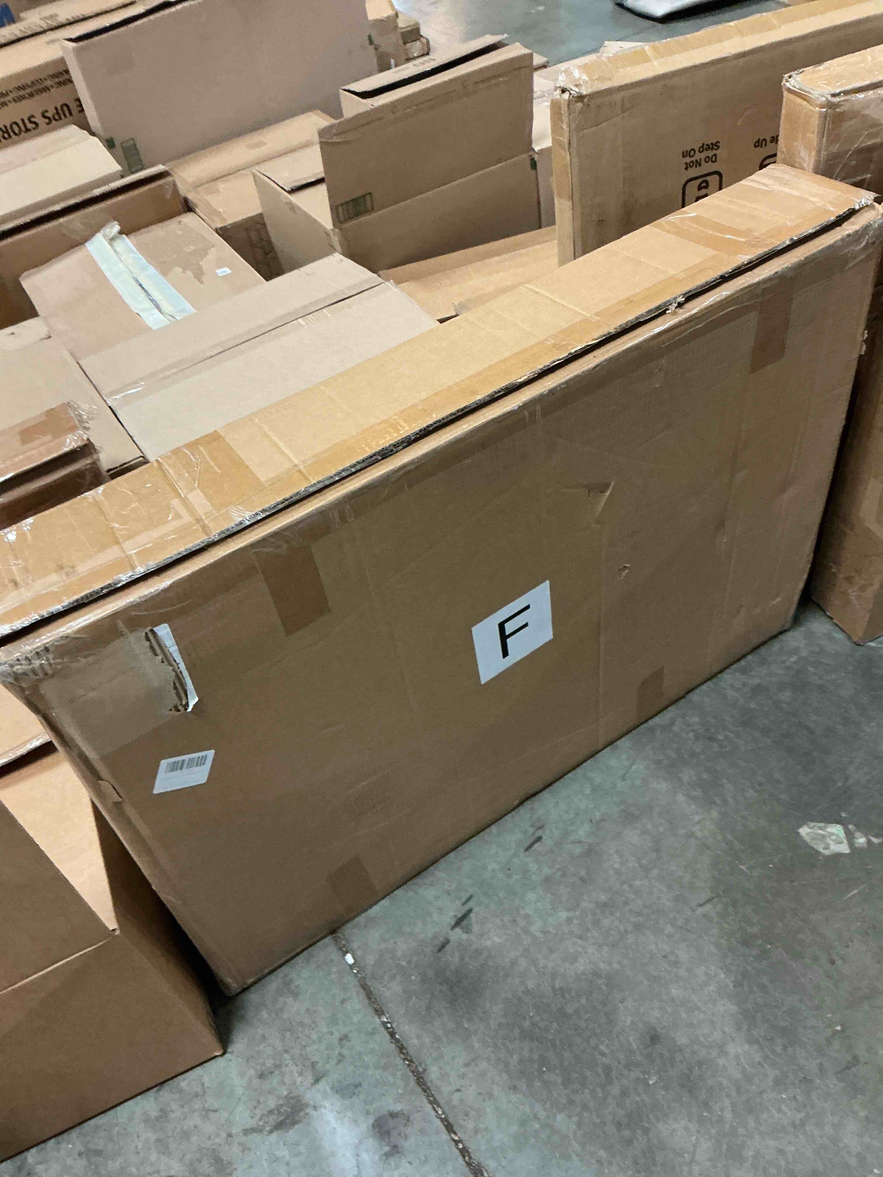 https://s3.amazonaws.com/lotting-images-prod/EmanualPiazza/GRA4371289_1778768905051.jpeg