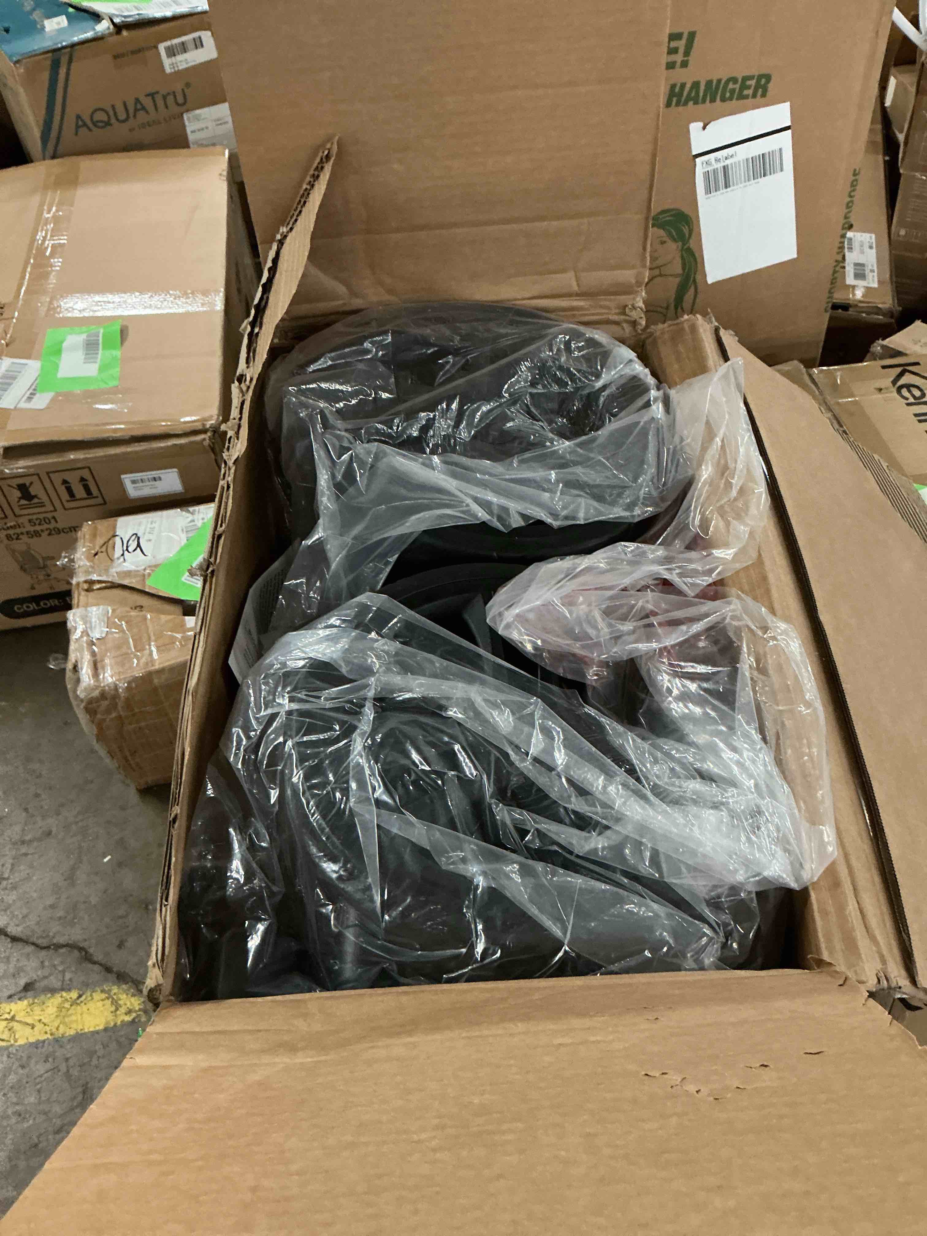 https://s3.amazonaws.com/lotting-images-prod/EmanualPiazza/GRA4372994_1775229628493.jpeg
