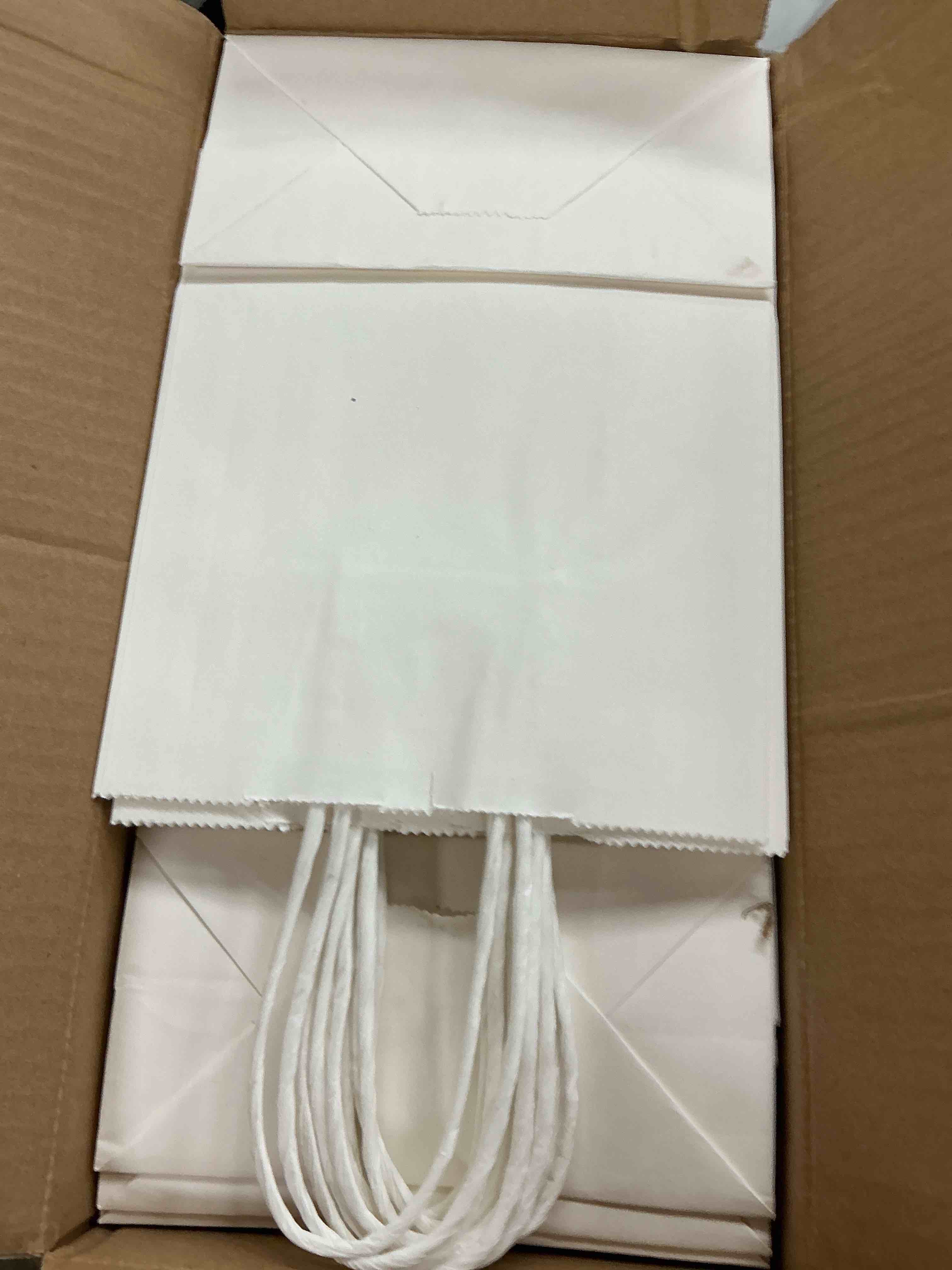 https://s3.amazonaws.com/lotting-images-prod/EmanualPiazza/GRA4373938_1777908760406.jpeg