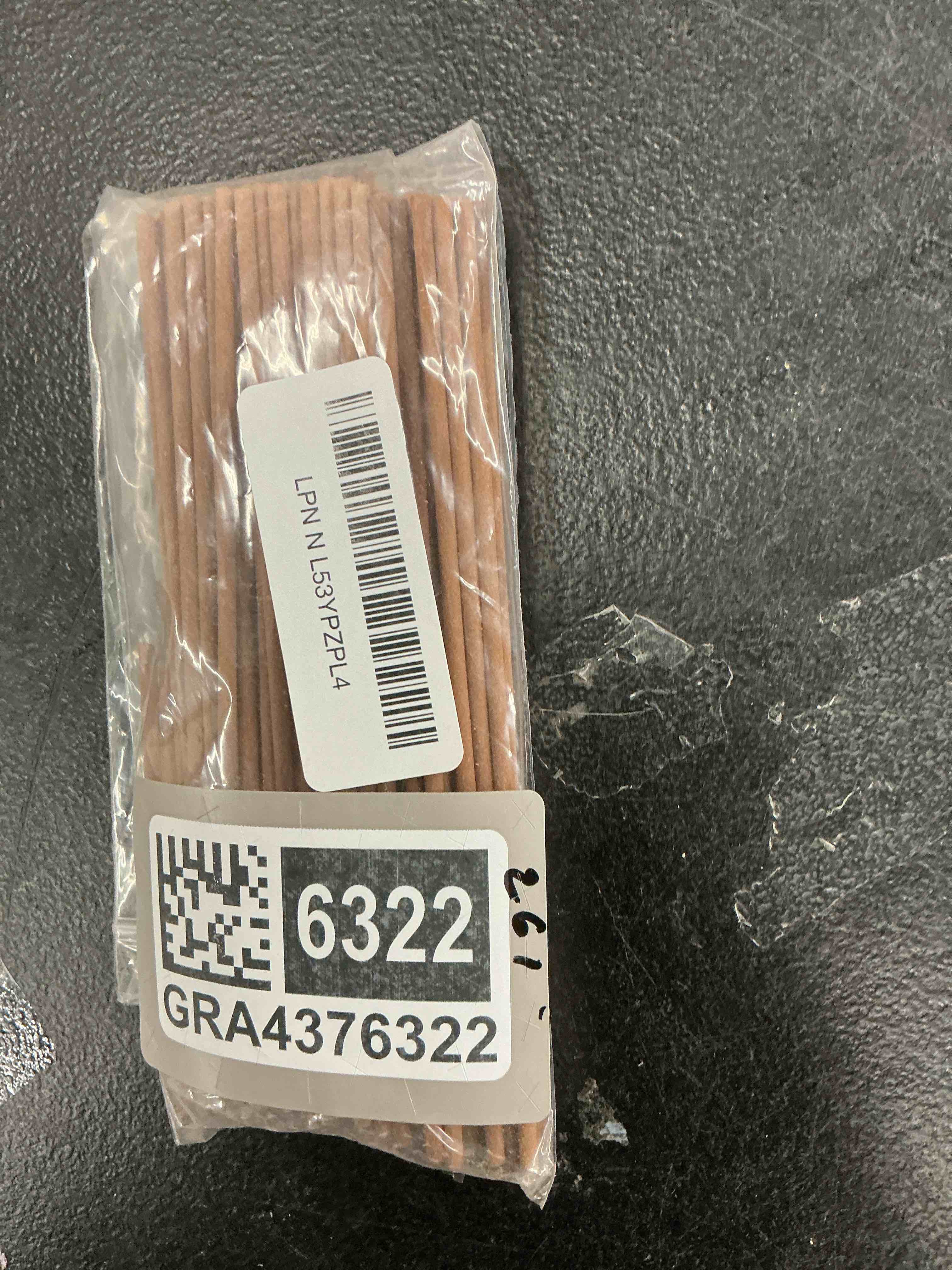 Sandalwood Incense Sticks 60 Pack, Natural Fragrance Insence-Sticks, Ideal Choice for Yoga, Meditati