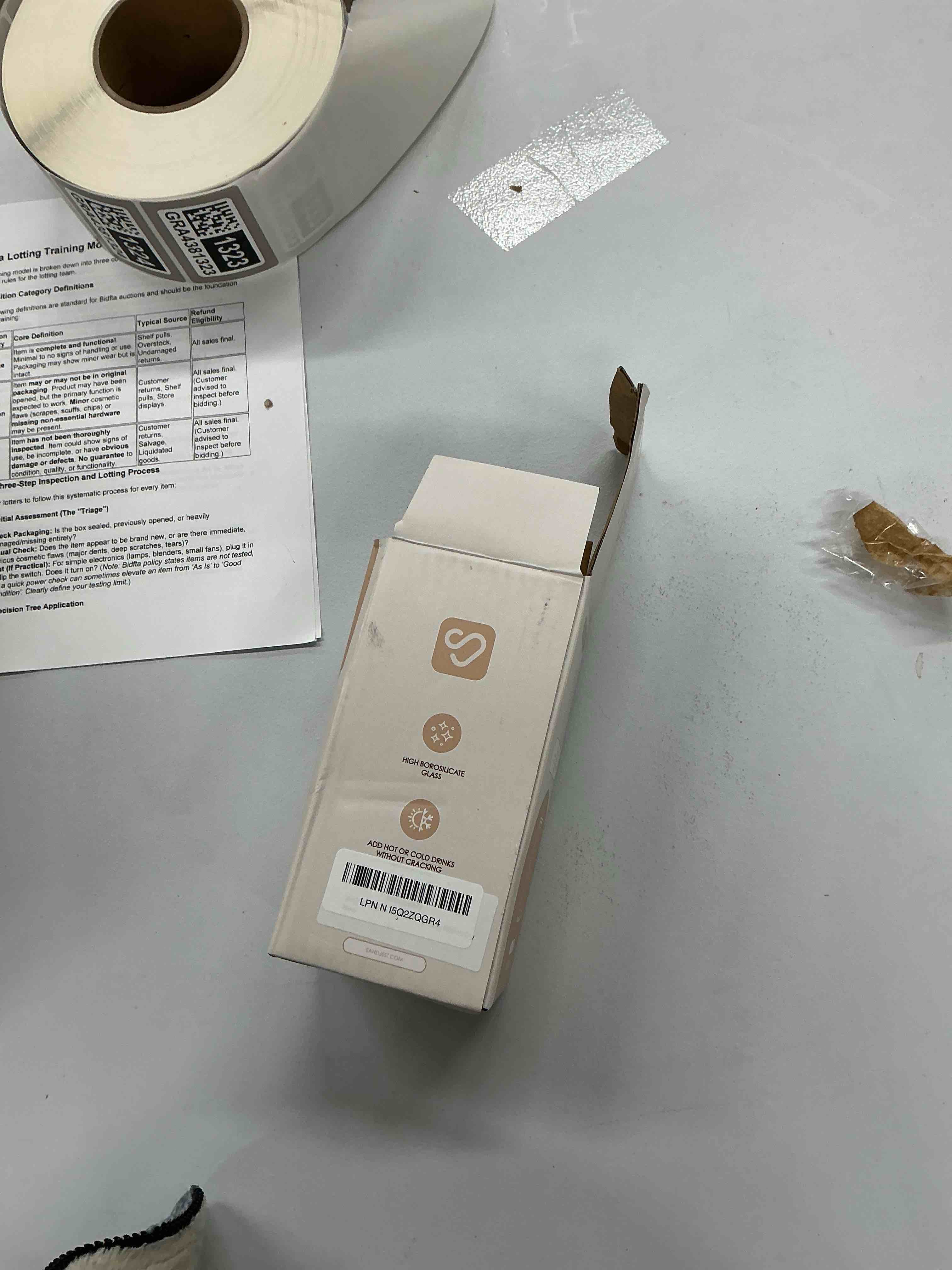 Gifts for Mom from Daughter Son - Mom 16 Oz Can Glass Coffee Cup with Bamboo Lid & Straw - Mothers Gift for Women on Birthday Mothers Day Mama Bear