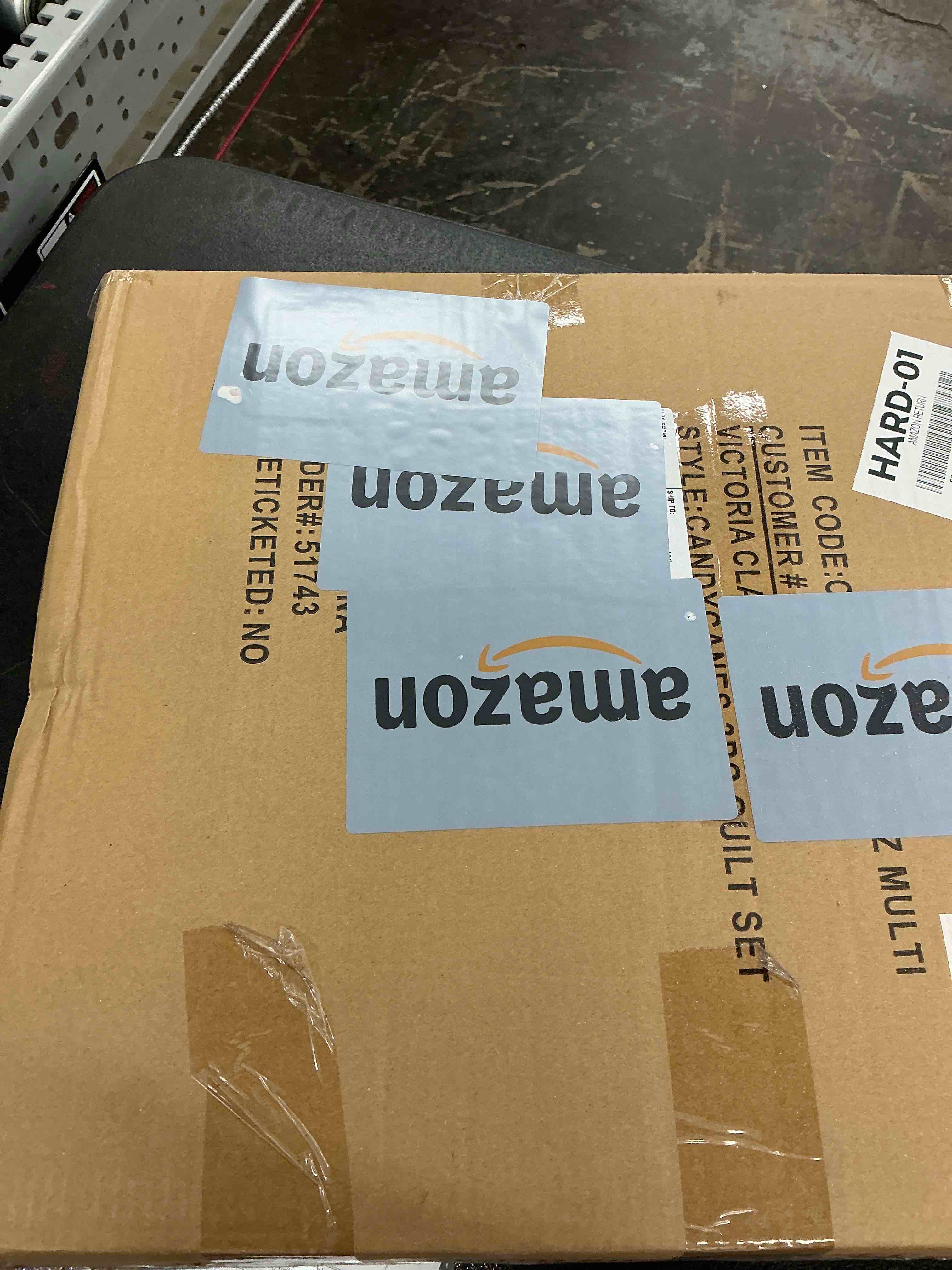 Hallmark - Full/Queen Quilt, 3-Piece Holiday Quilt Set with Shams, Reversible Quilt (Multi Candy Can