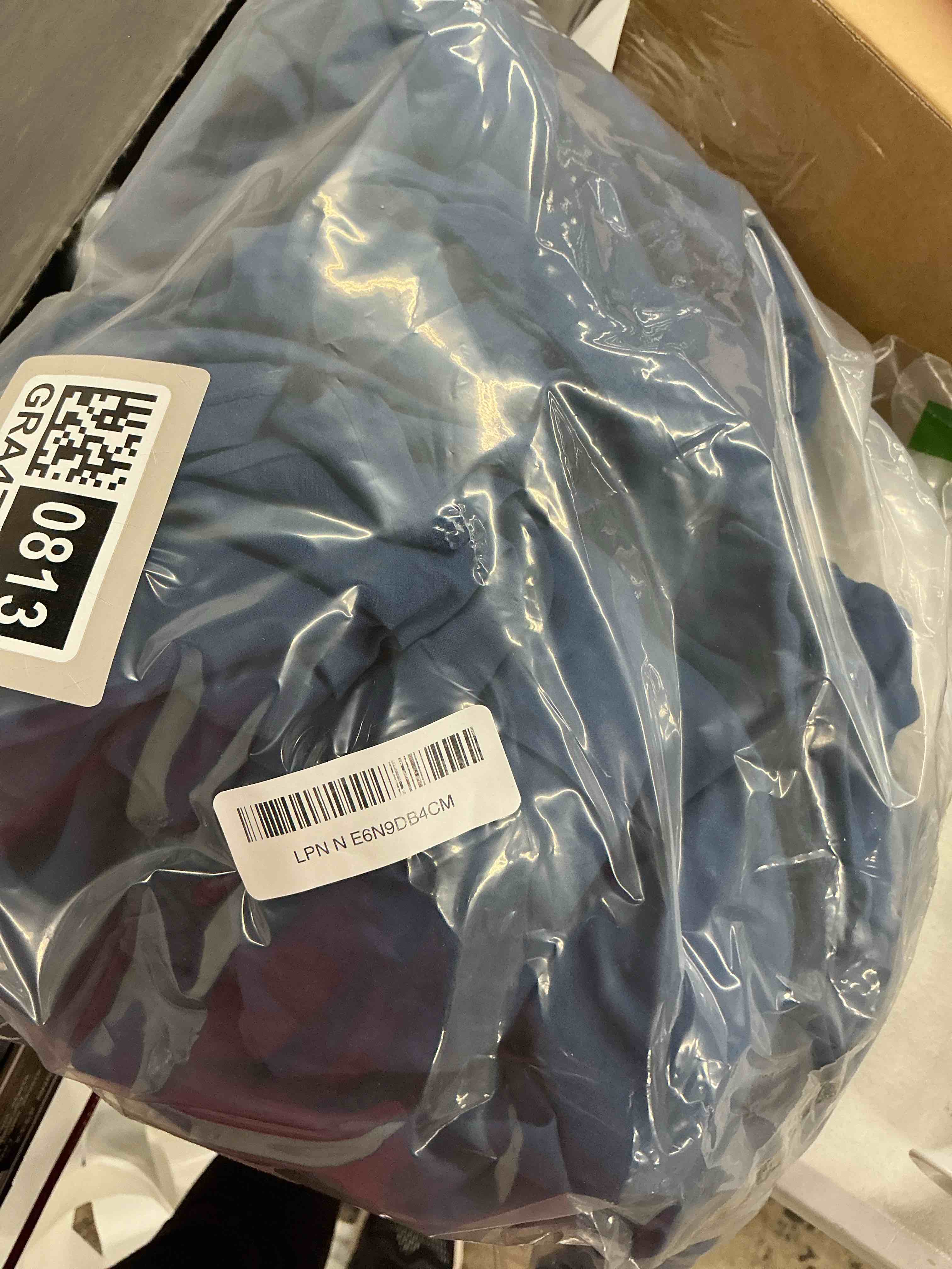 https://s3.amazonaws.com/lotting-images-prod/EmanualPiazza/GRA4720813_1780502621909.jpeg