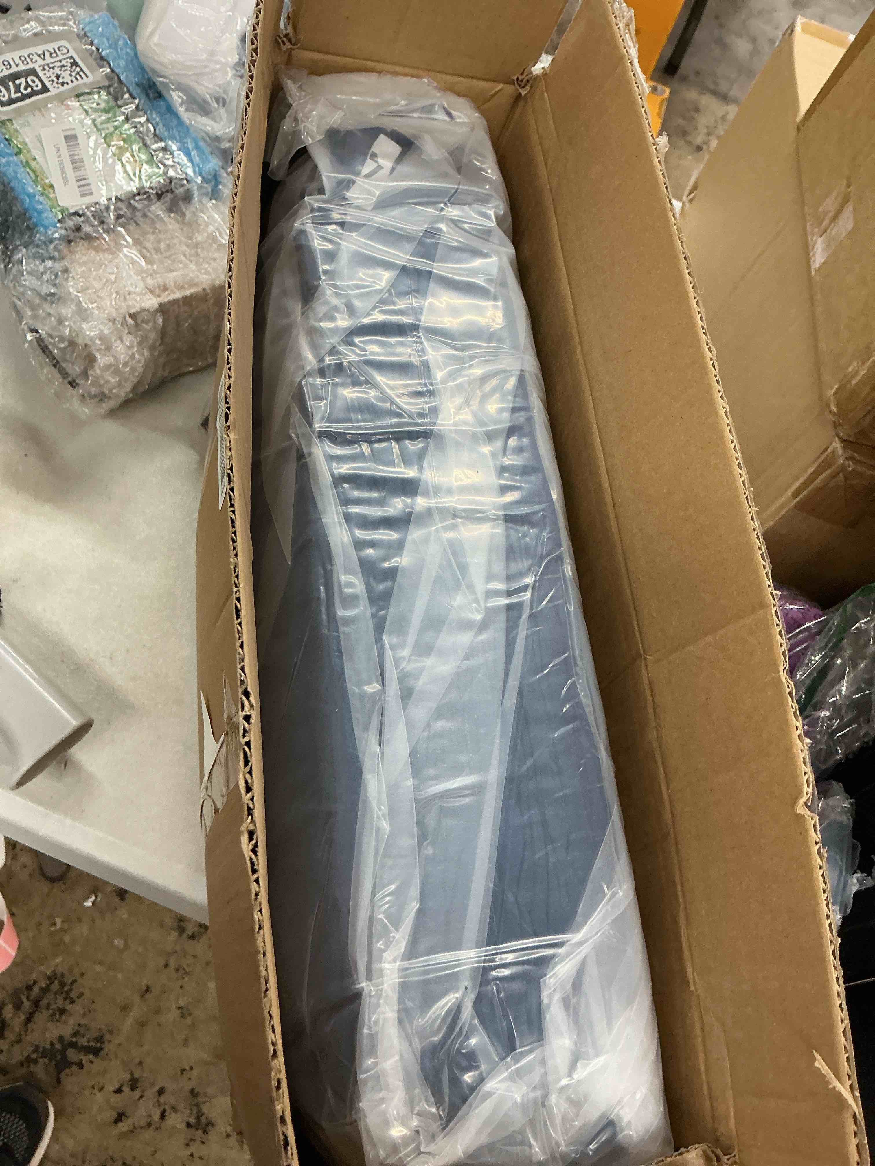 https://s3.amazonaws.com/lotting-images-prod/EmanualPiazza/GRA4722255_1781011698042.jpeg