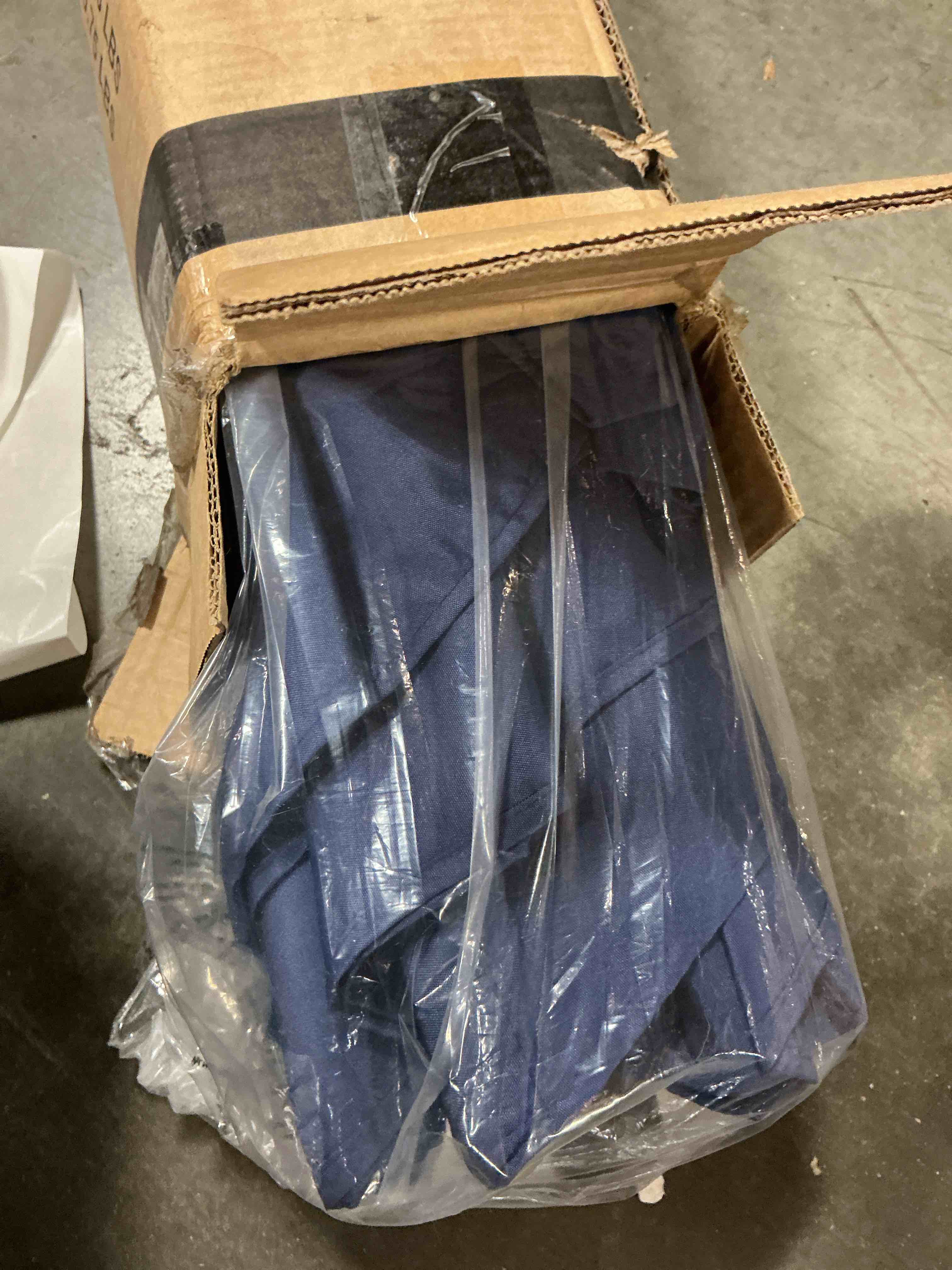 https://s3.amazonaws.com/lotting-images-prod/EmanualPiazza/GRA4722277_1781024320319.jpeg
