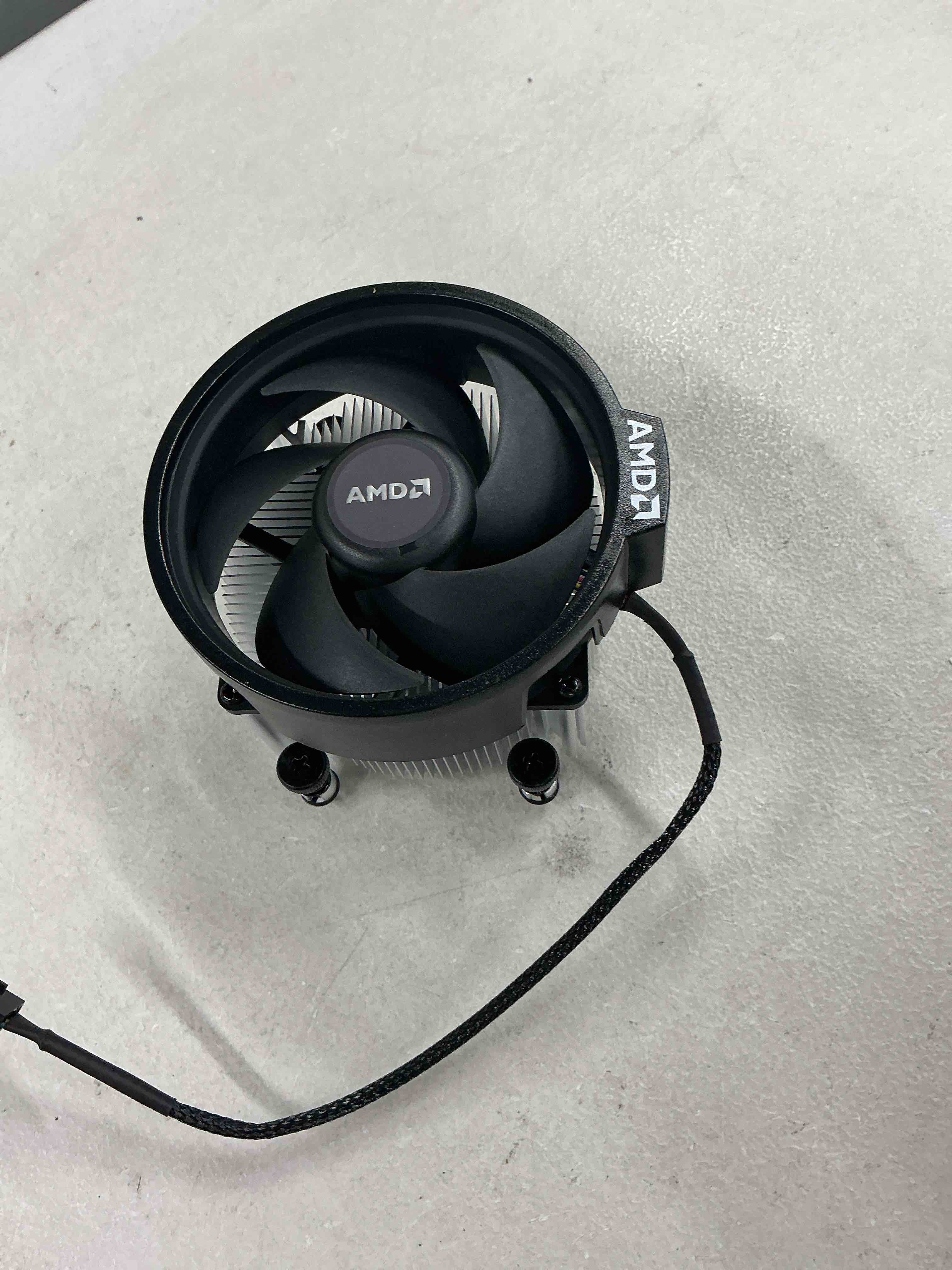 Condition photo showing Good Condition for amd heatsink and fan for a ryzen™ 7 5700g