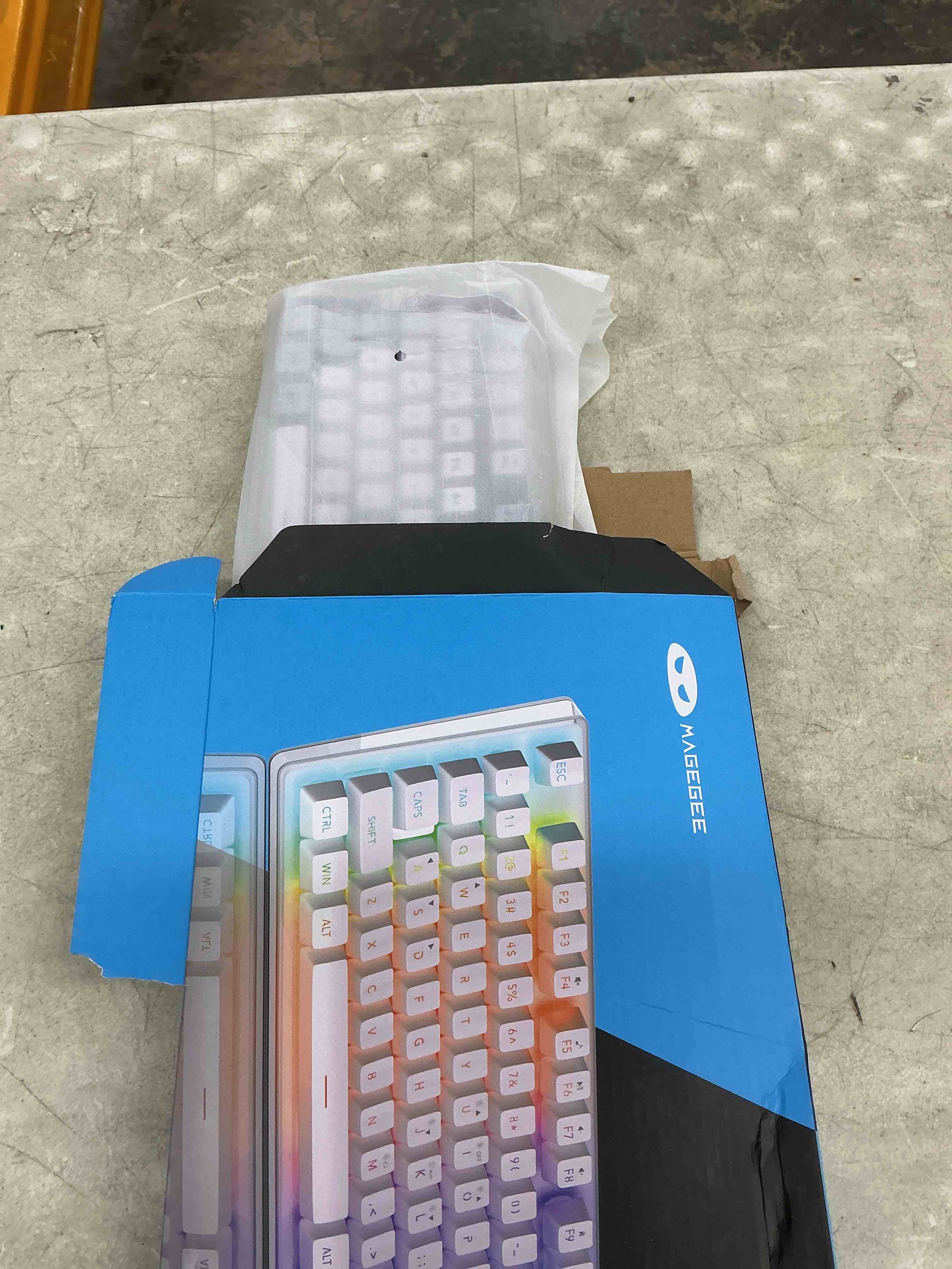 https://s3.amazonaws.com/lotting-images-prod/EmanualPiazza/GRA4726530_1778245993894.jpeg