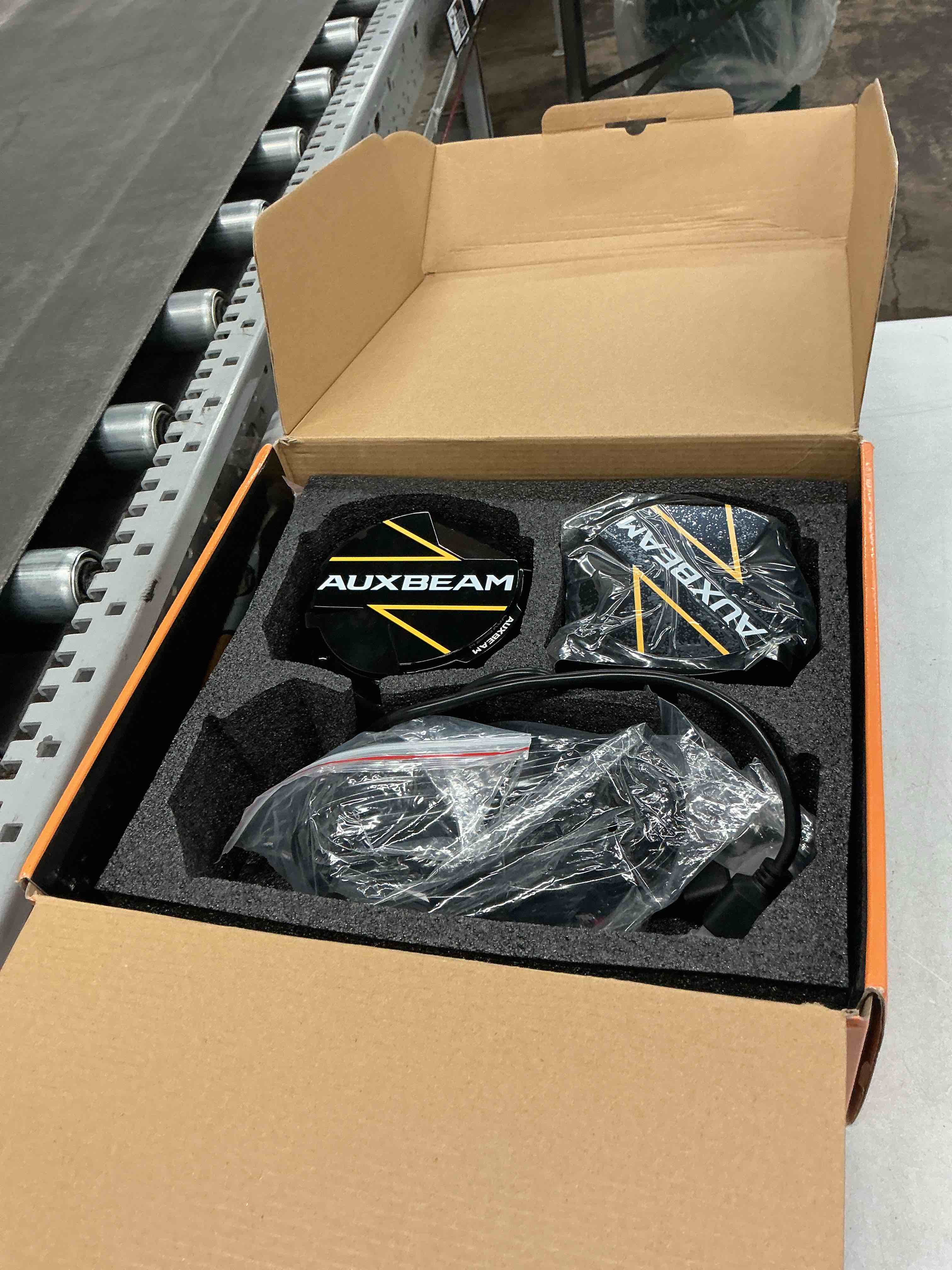 Condition photo showing Good Condition for auxbeam v-ultra series side shooter light bar, 5inch 172w round offroad lights led pods 20400lm, amber drl & spotlight dual color 270° wider off road lighting with protective covers, pair 5" v-ultra white side shooter
