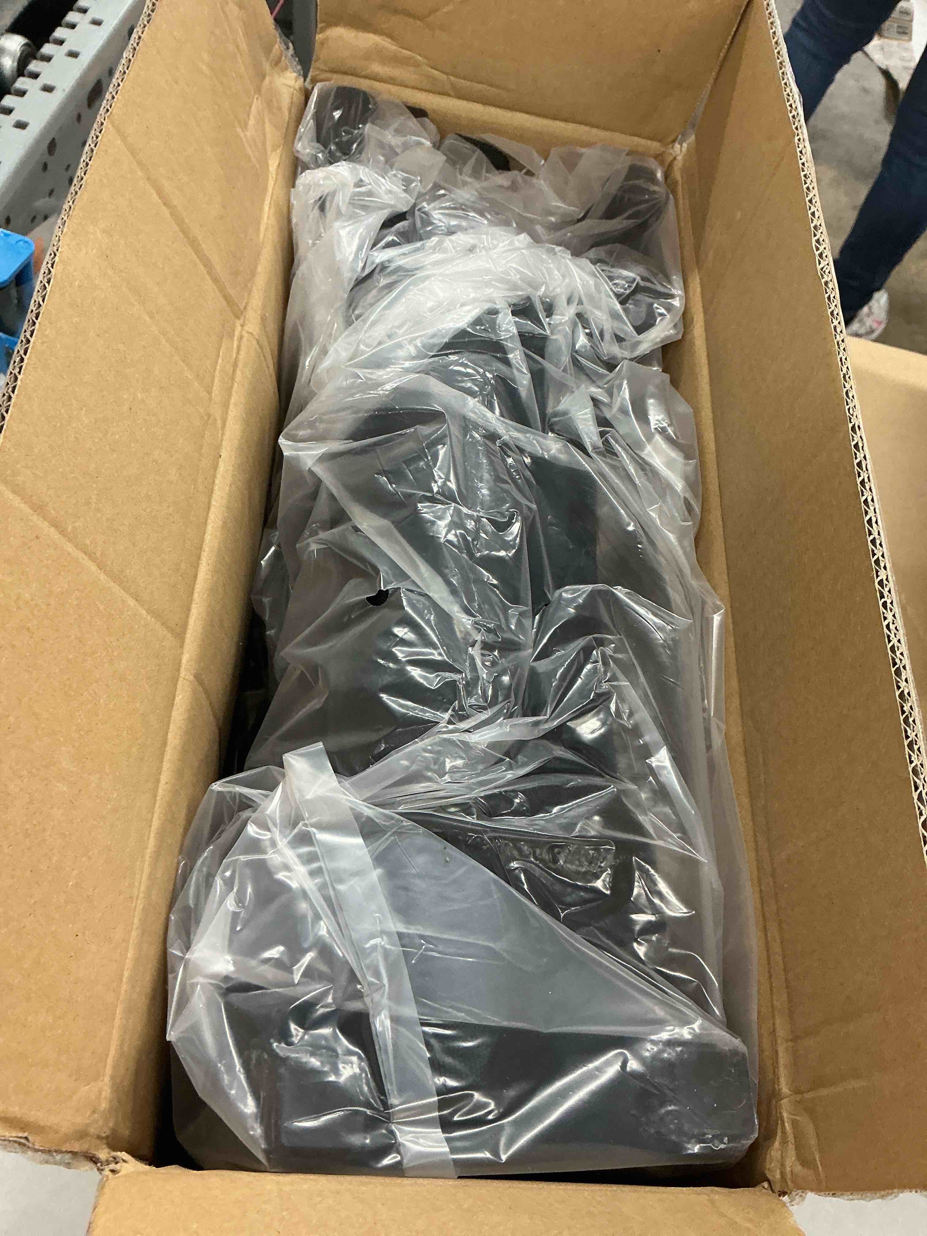 https://s3.amazonaws.com/lotting-images-prod/EmanualPiazza/GRA5093422_1781790395415.jpeg