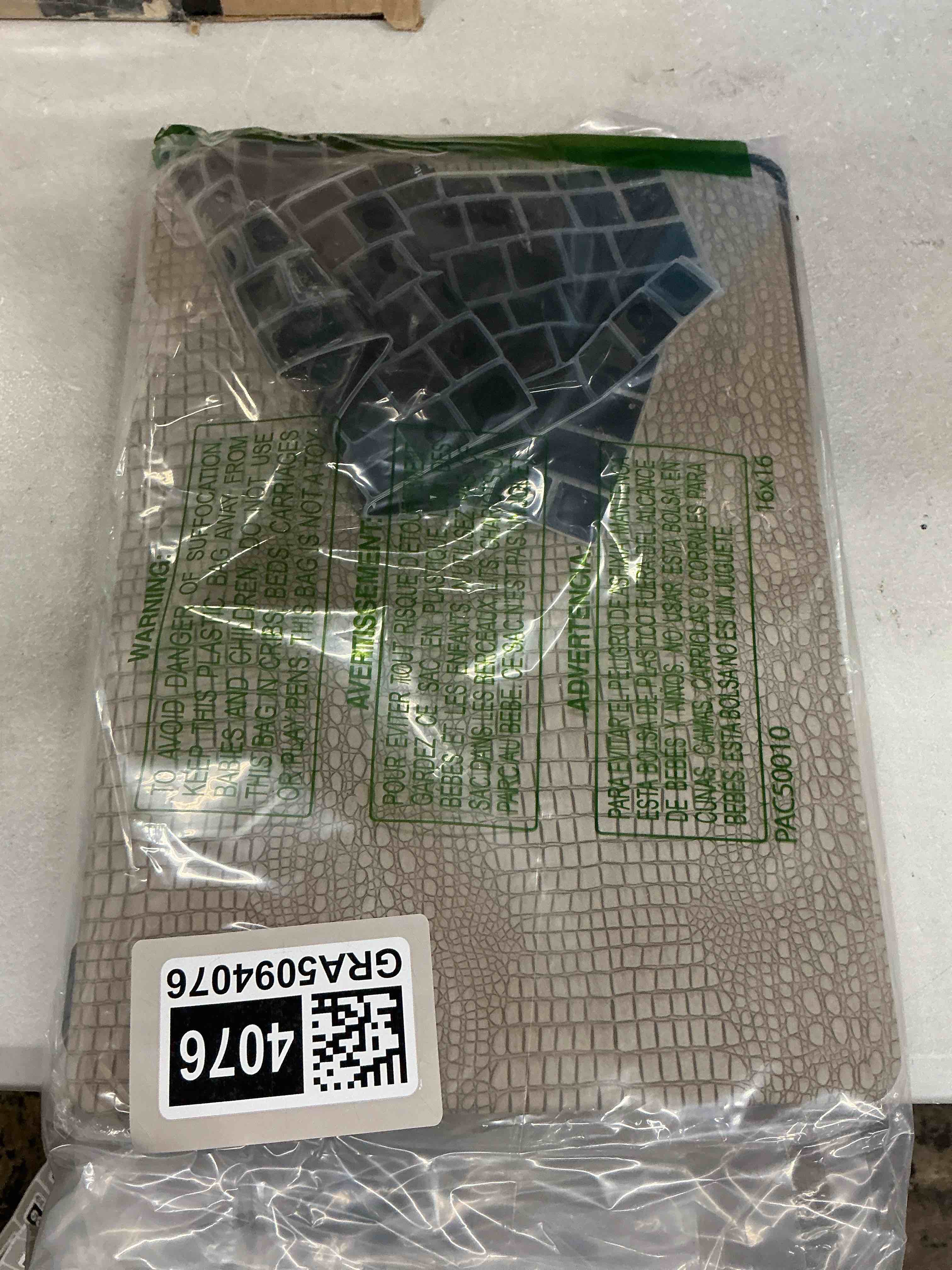Condition photo showing Good Condition for dtanglsm for crocodile macbook air 13 inch case 2021 2020 2019 2018 m1 a2337 a2179 a1932, crocodile alligator skin luxury leather hardshell snakeskin case for macbook air 13.3 m1+keyboard cover,silver a20-crocodile silver