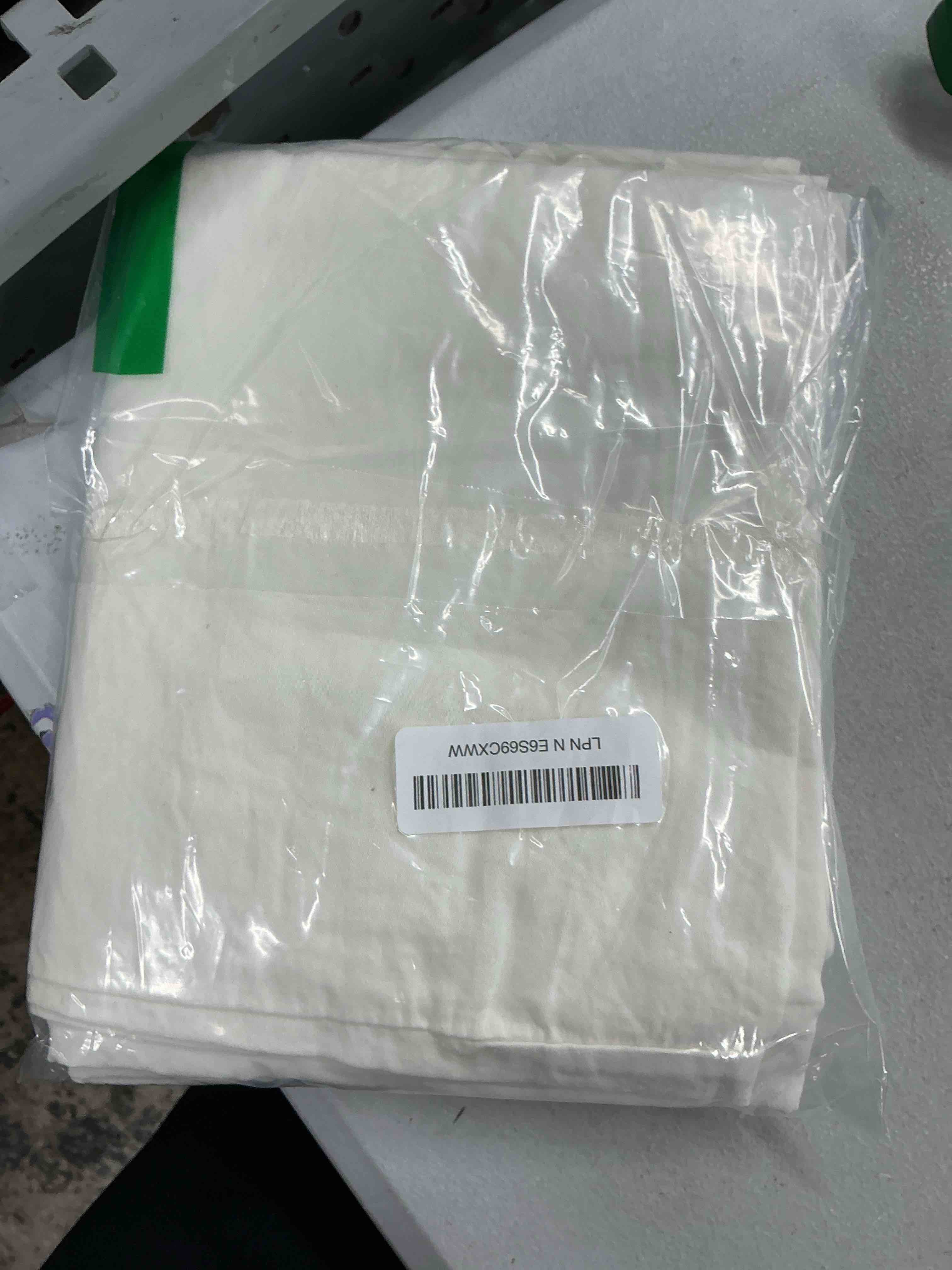 Condition photo showing Good Condition for cotton queen pillowcases - set of 2, 800 thread count cotton pillowcases - soft and breathable envelope closure pillow cases - 20x30 pillow covers for bed,cream white white queen (20" x 30")