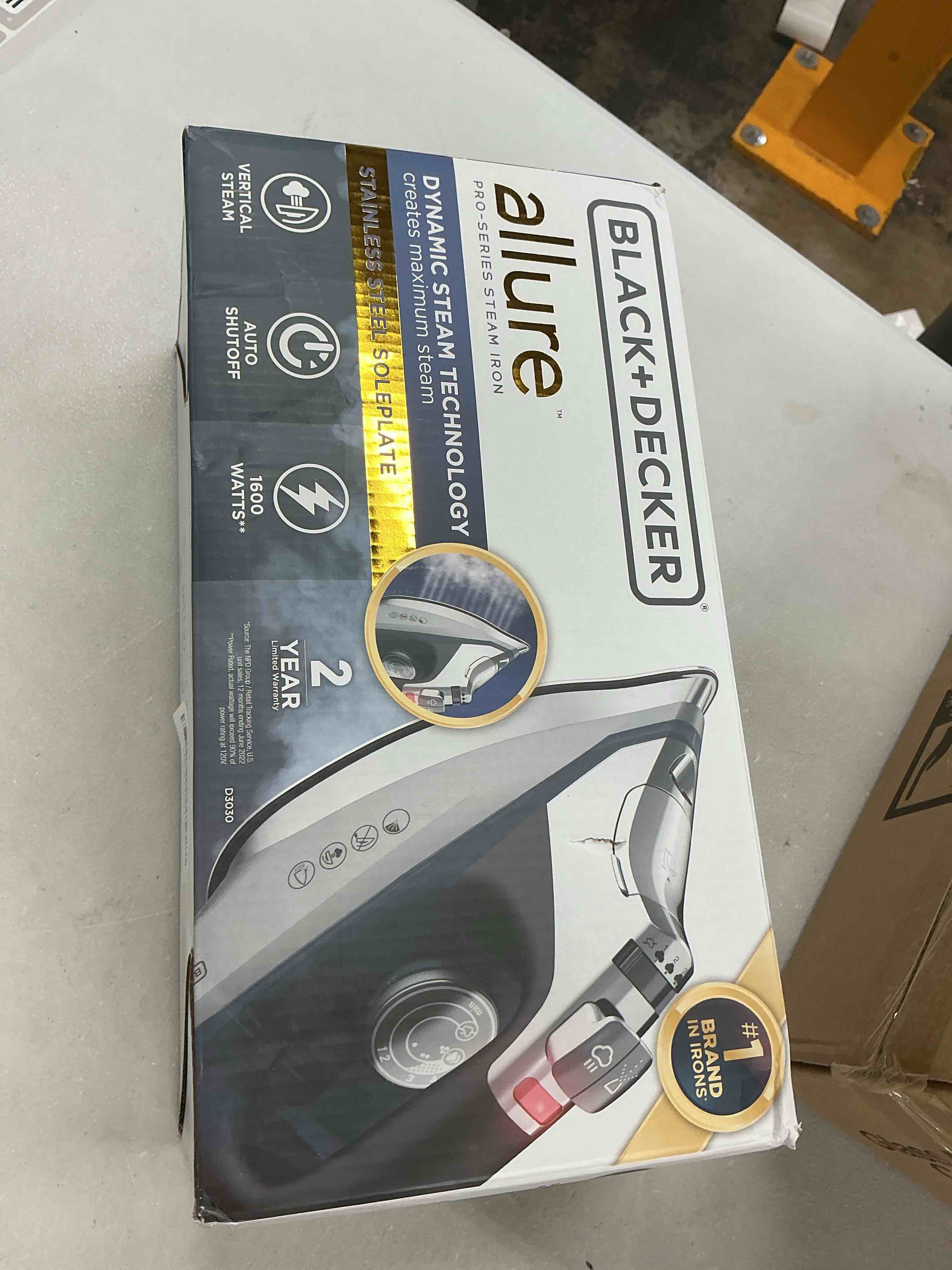 Condition photo showing New/Like New for black+decker allure professional steam iron, blue, d3030 gray/blue large