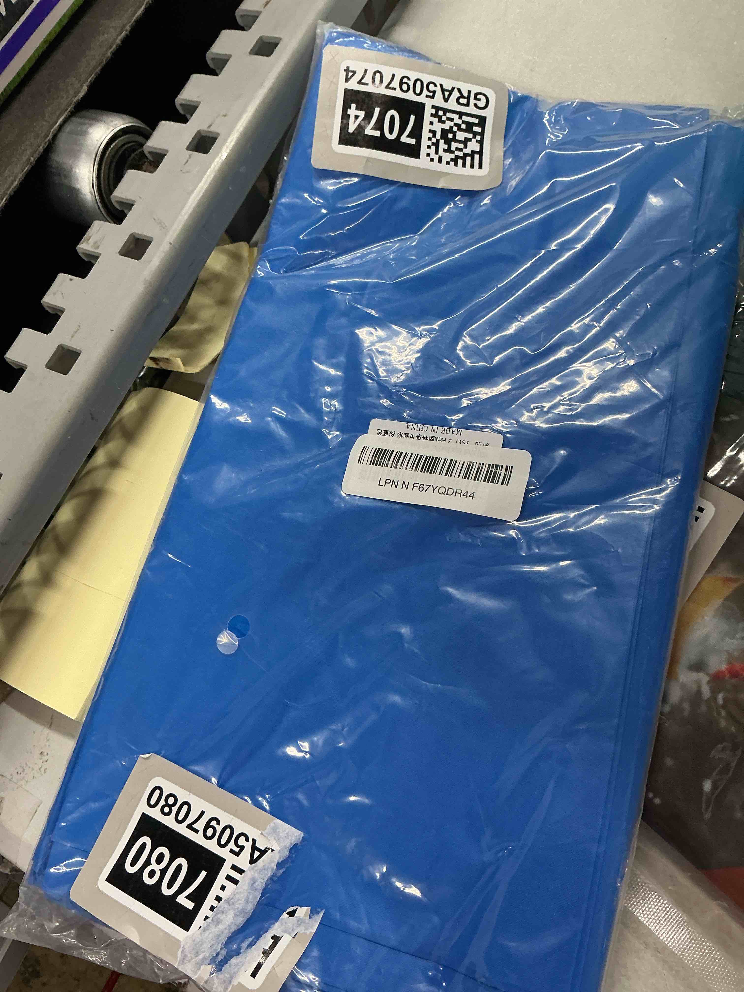 Condition photo showing New/Like New for ysyj 3 pack royal blue plastic tablecloth disposable round table cloth 84 inch table cover for parties royal 84" (round)