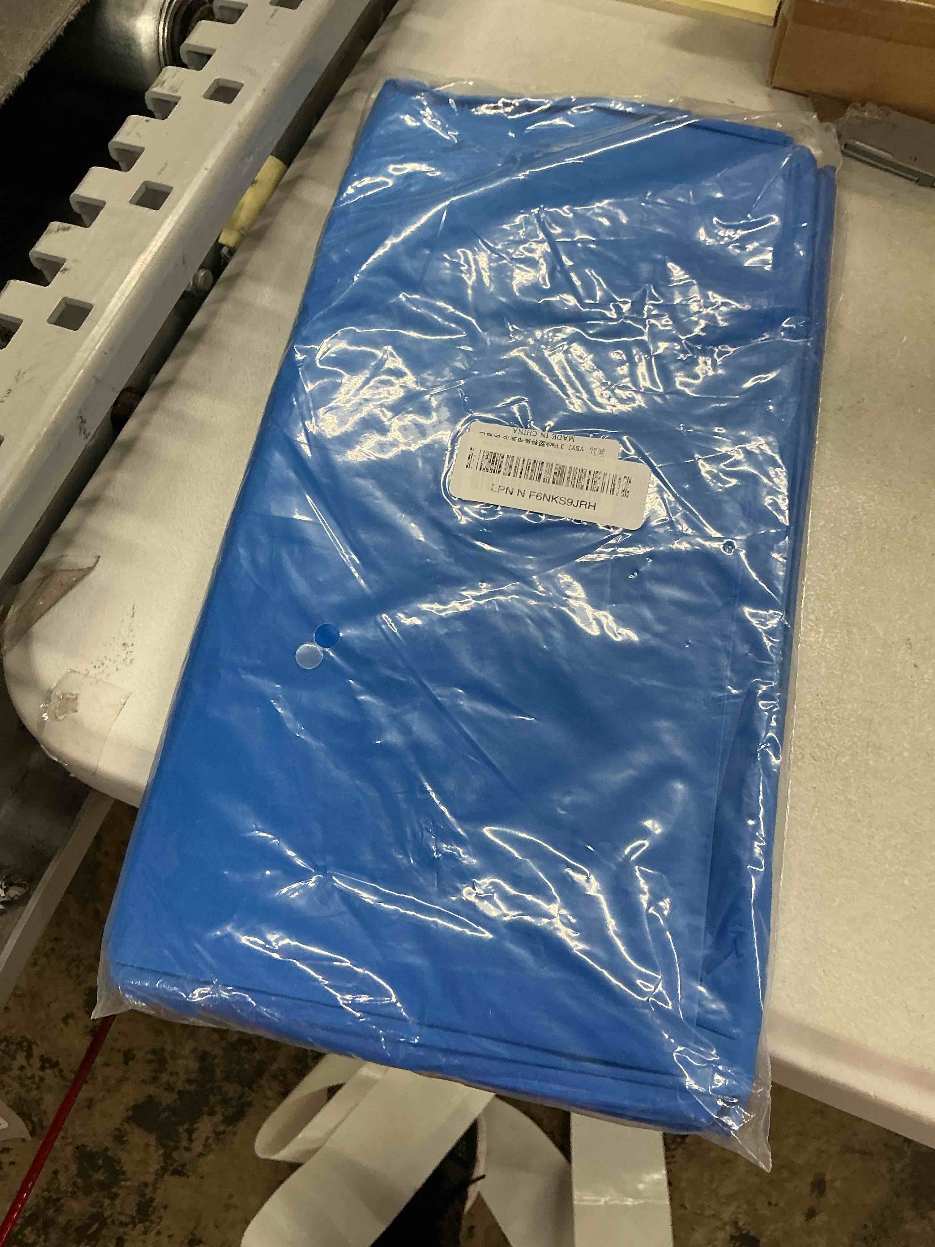 Condition photo showing New/Like New for ysyj 3 pack royal blue plastic tablecloth disposable round table cloth 84 inch table cover for parties royal 84" (round)