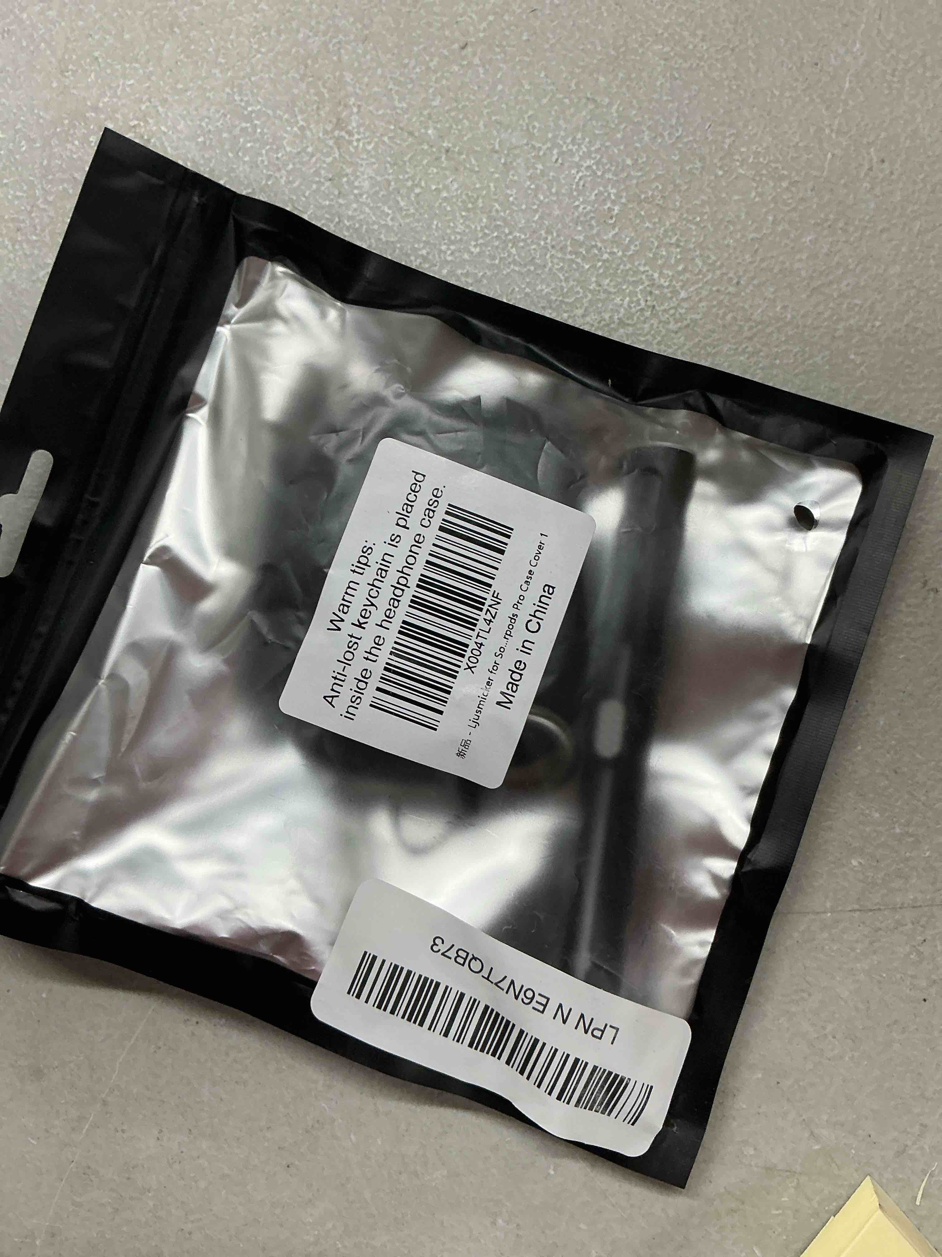 Condition photo showing Good Condition for ljusmicker for airpods pro 3 case 2025 with cleaner kit,soft silicone protective cover for apple airpods pro 3rd generation cases for women men,for airpod pro 3 case accessories with keychain-black a-black
