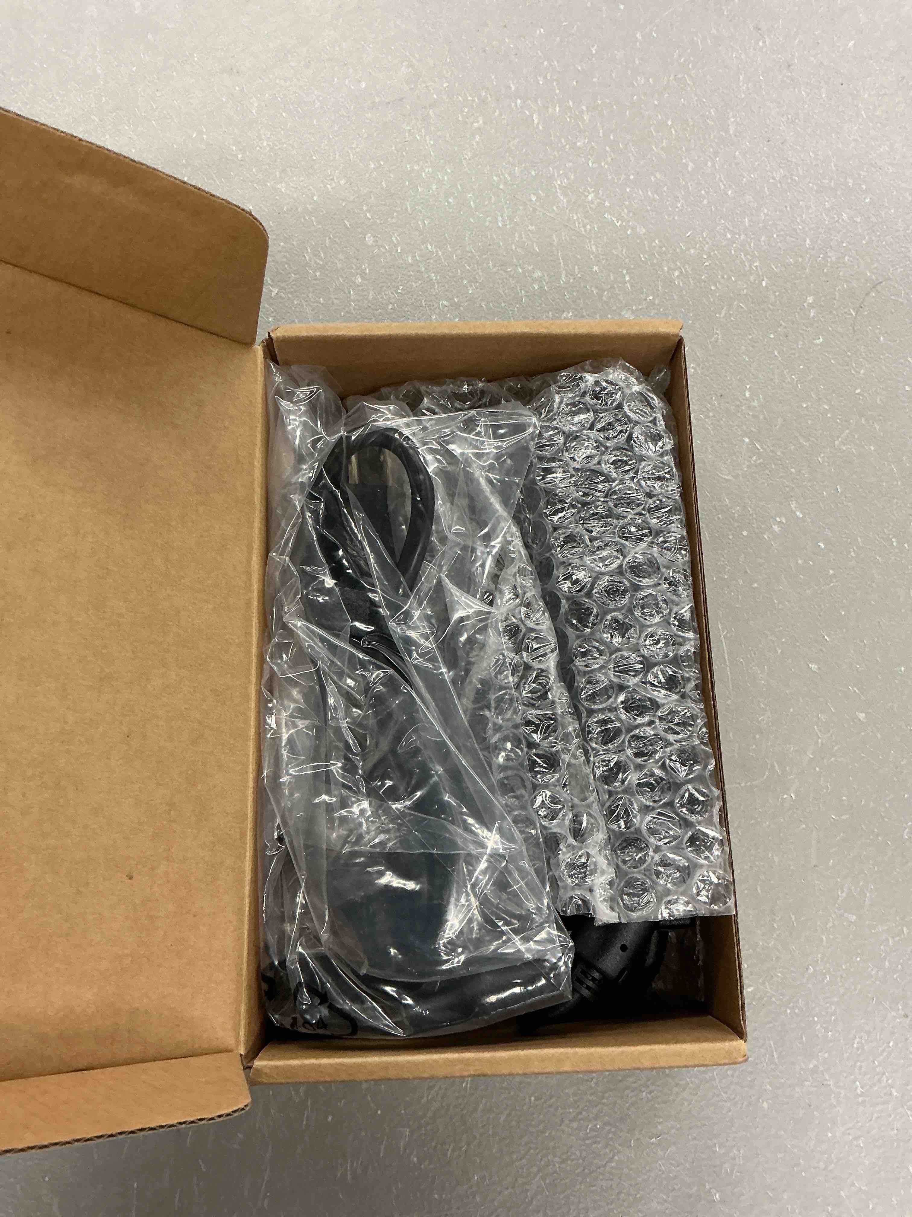 https://s3.amazonaws.com/lotting-images-prod/EmanualPiazza/GRA7064734_1789400475774.jpeg