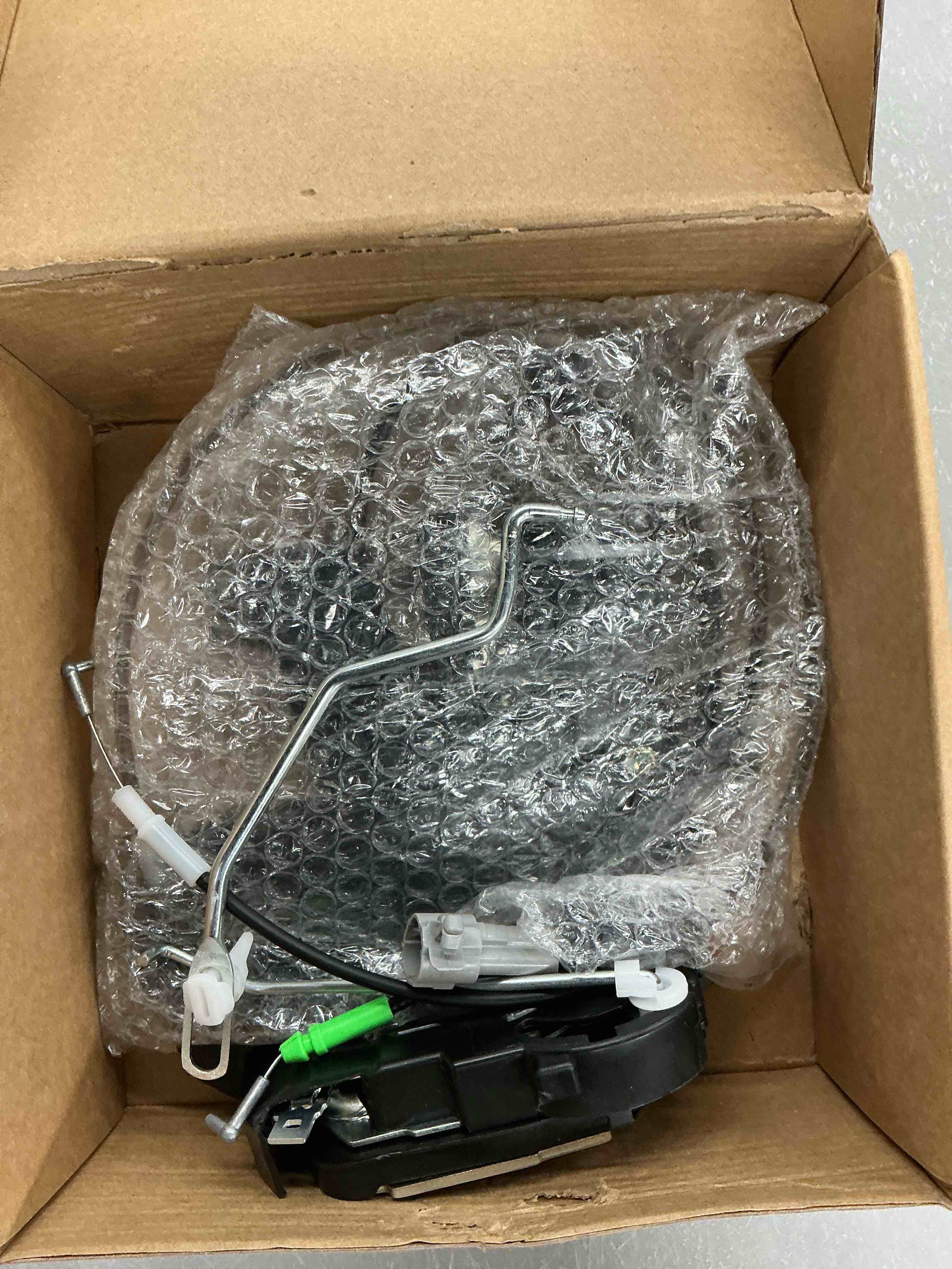 https://s3.amazonaws.com/lotting-images-prod/EmanualPiazza/GRA7064796_1789413876758.jpeg