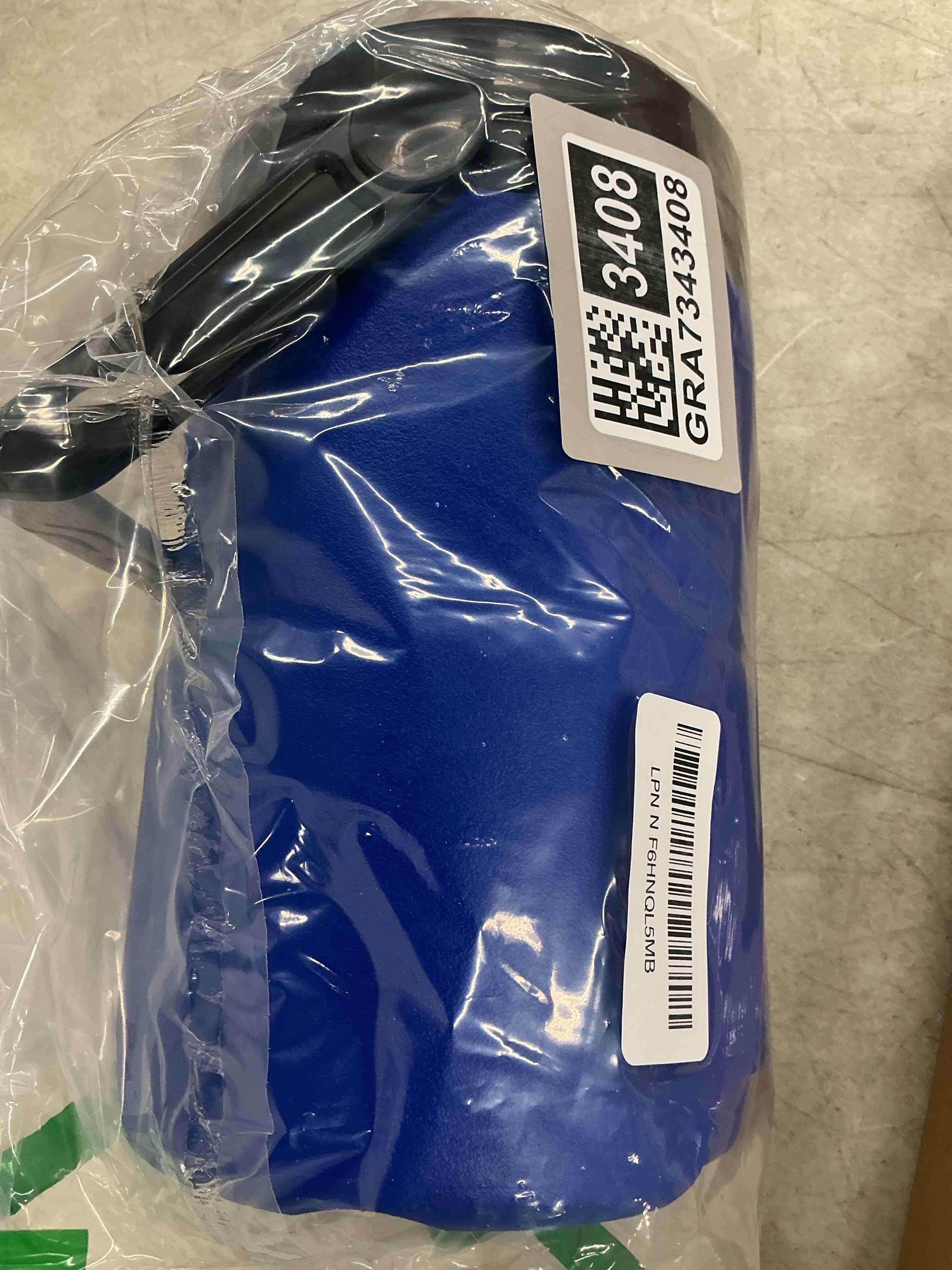 Condition photo showing Good Condition for igloo 1/2 gal lag blu pro blue 0.5 gallon