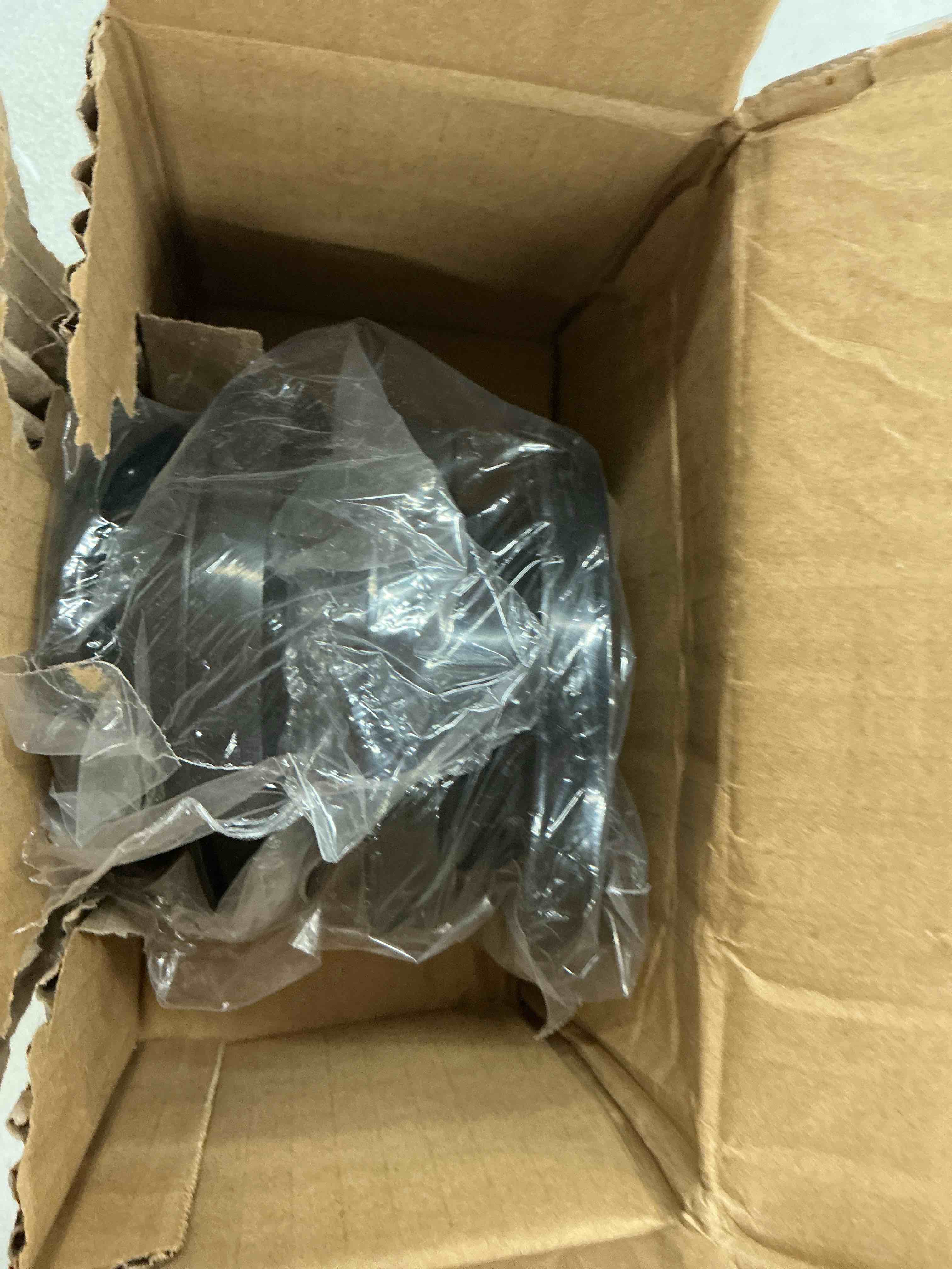 https://s3.amazonaws.com/lotting-images-prod/EmanualPiazza/GRA7346775_1784918318913.jpeg