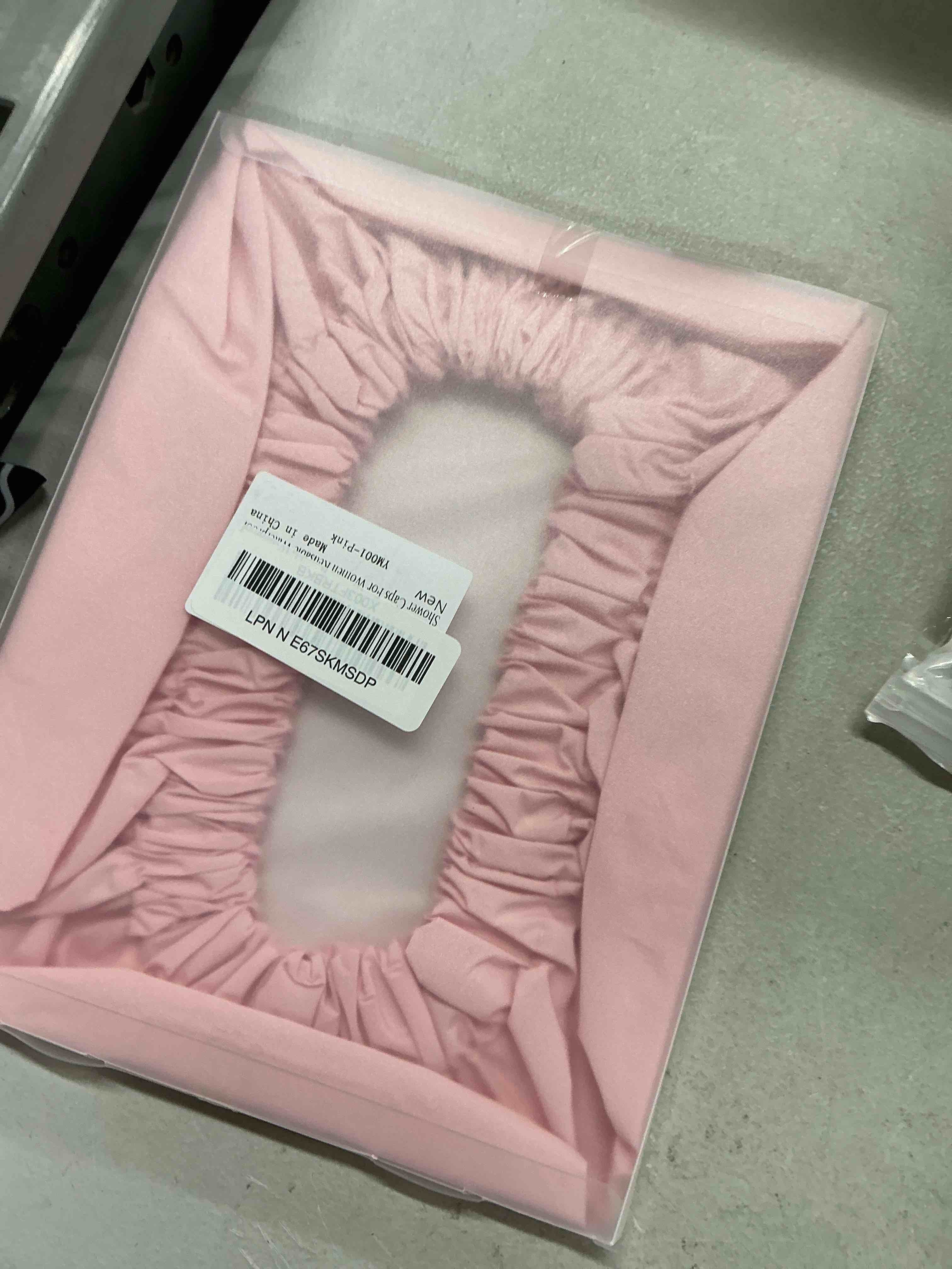 Condition photo showing Good Condition for reusable shower cap for women, large waterproof shower bonnet washable elastic band bath hair hat for long hair, braids(pink)