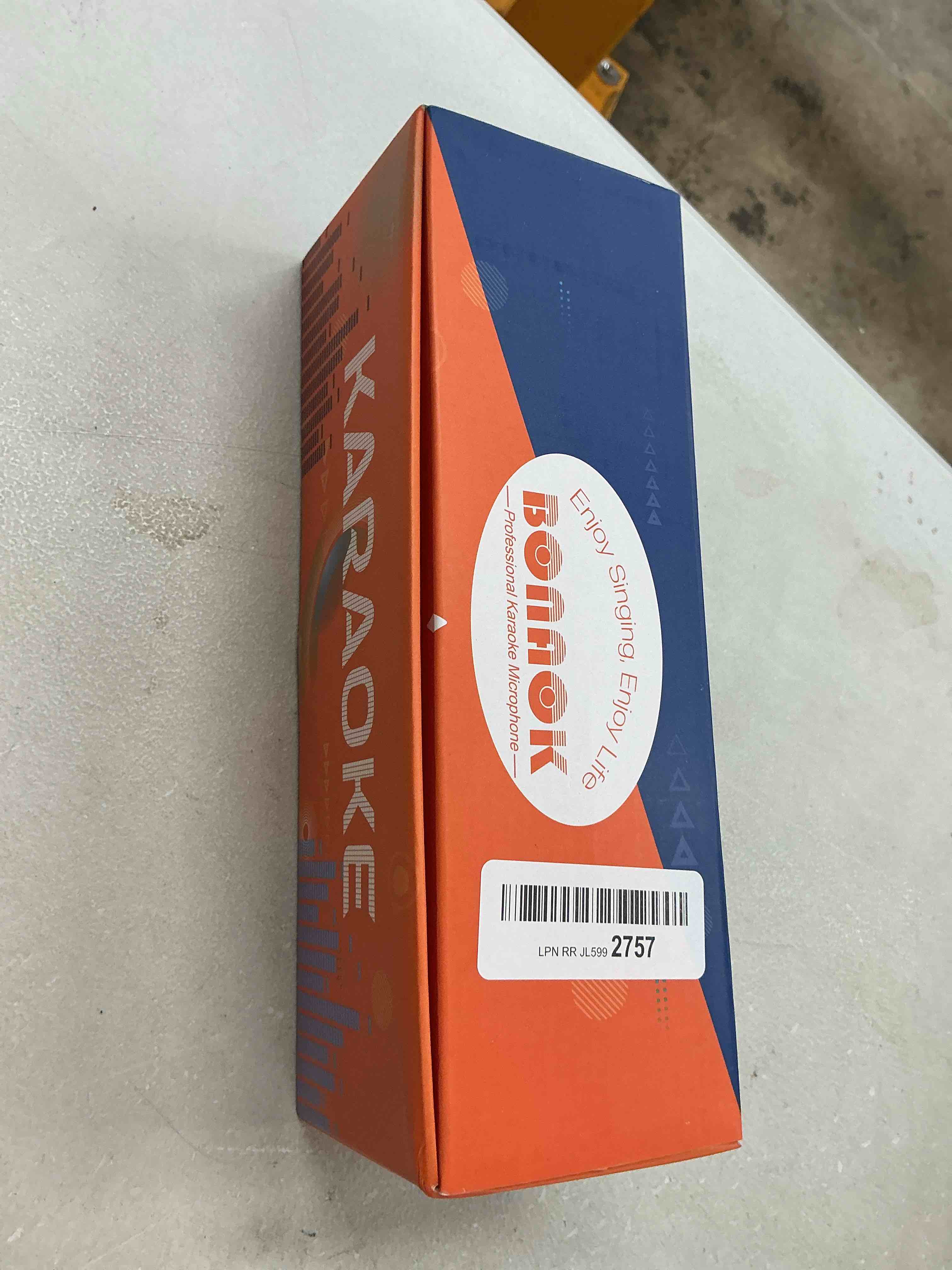 Condition photo showing Good Condition for bonaok wireless bluetooth karaoke microphone,3-in-1 portable handheld karaoke mic speaker machine home party birthday for all smartphones pc(q37 rose gold)