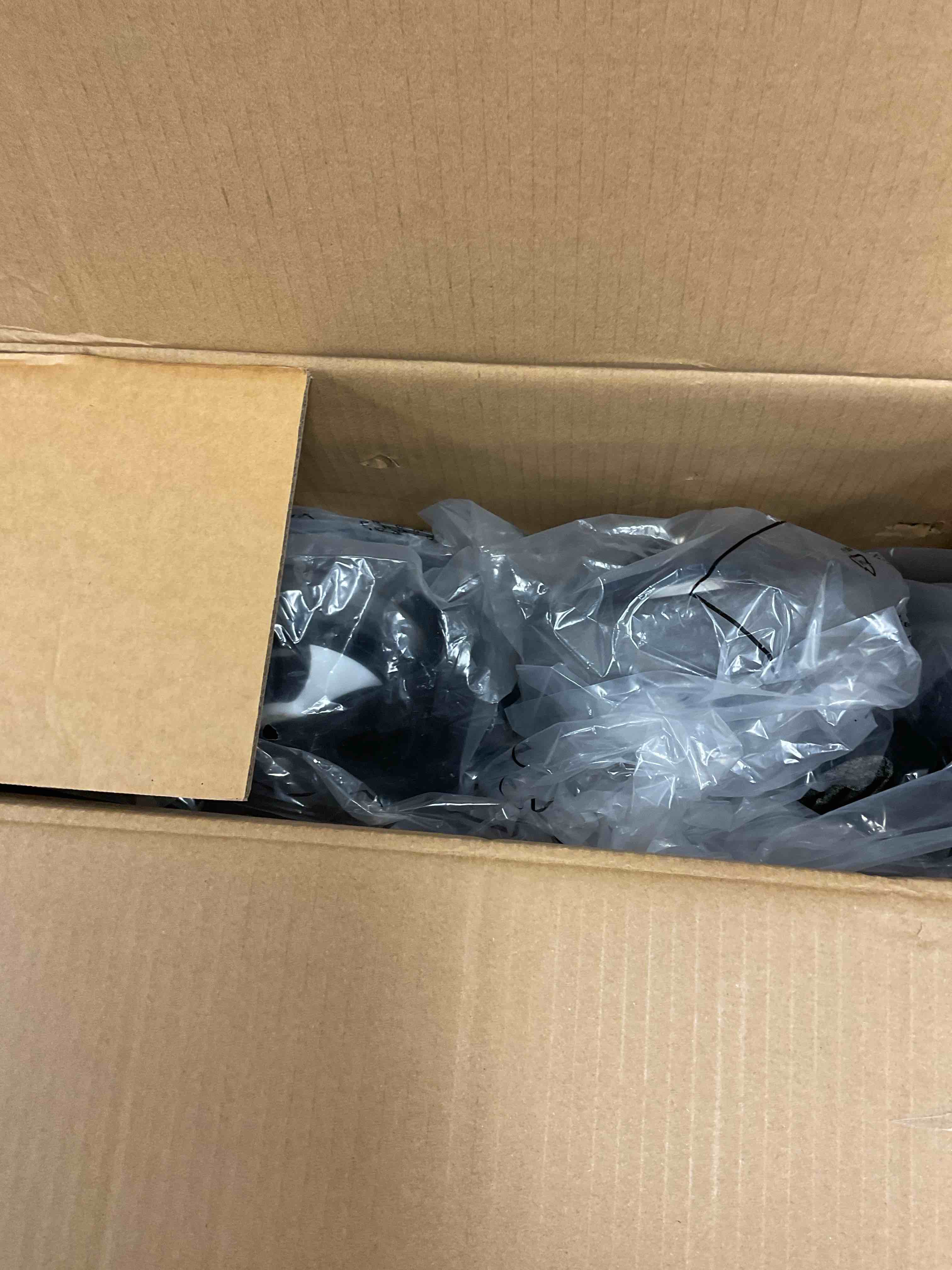 https://s3.amazonaws.com/lotting-images-prod/EmanualPiazza/ORG6679968_1745081807542.jpeg