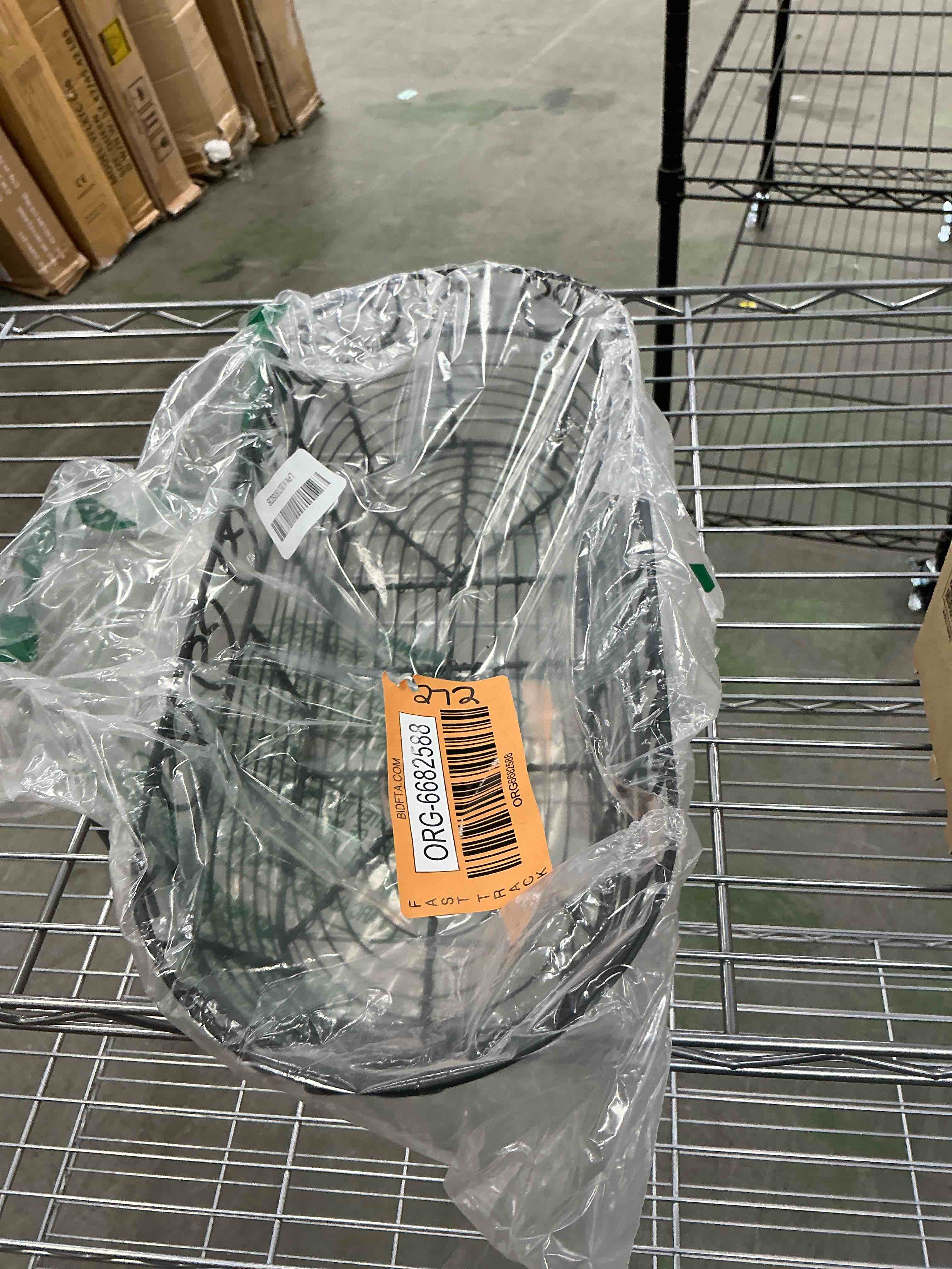https://s3.amazonaws.com/lotting-images-prod/EmanualPiazza/ORG6682588_1746286225091.jpeg