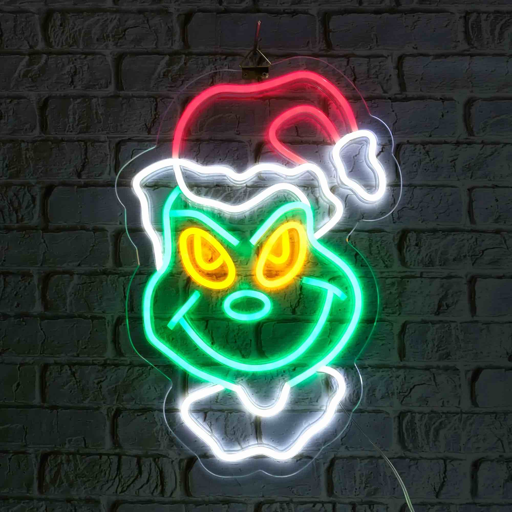 Dr. Seuss' How The Grinch Stole Christmas LED Light Up Wall Decor Plaque by Ruz, Multi-Color